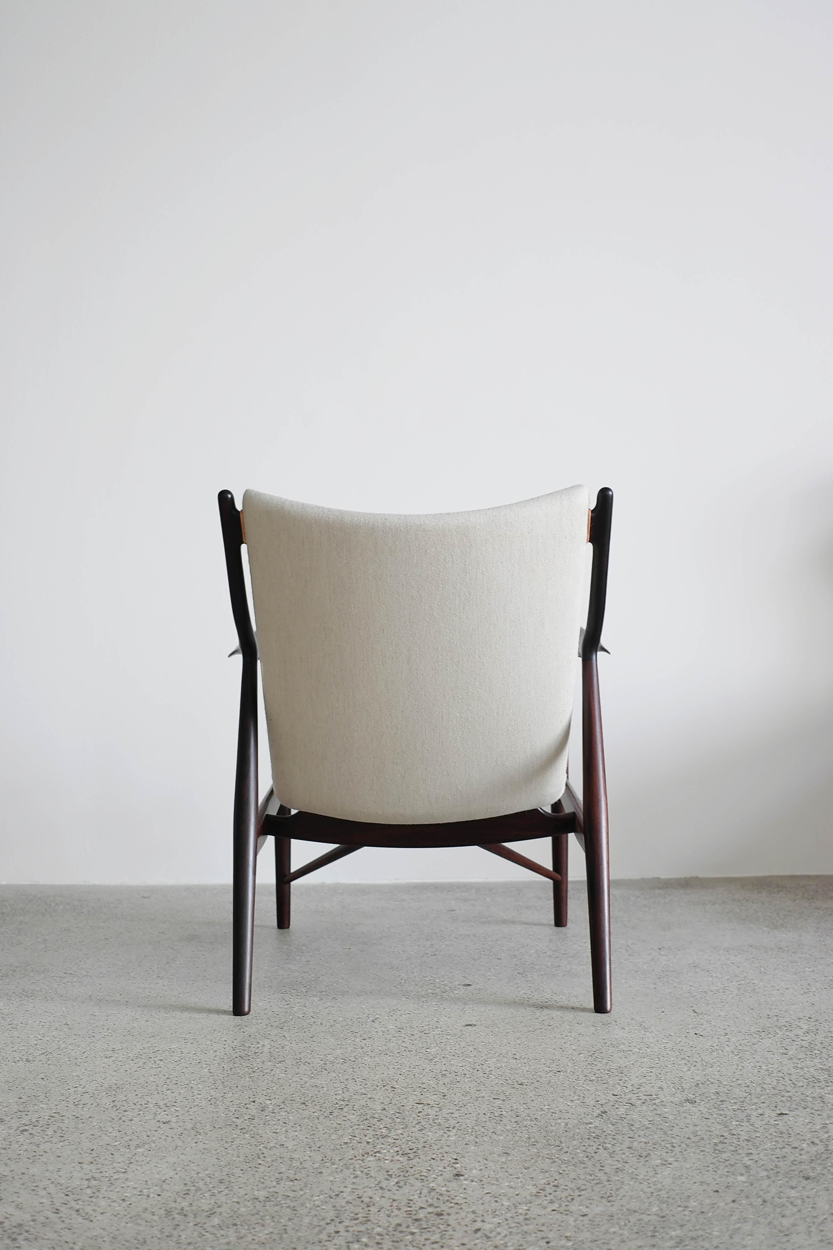 Scandinavian Modern Finn Juhl NV-45 Chair in Rosewood for Niels Vodder, 1945