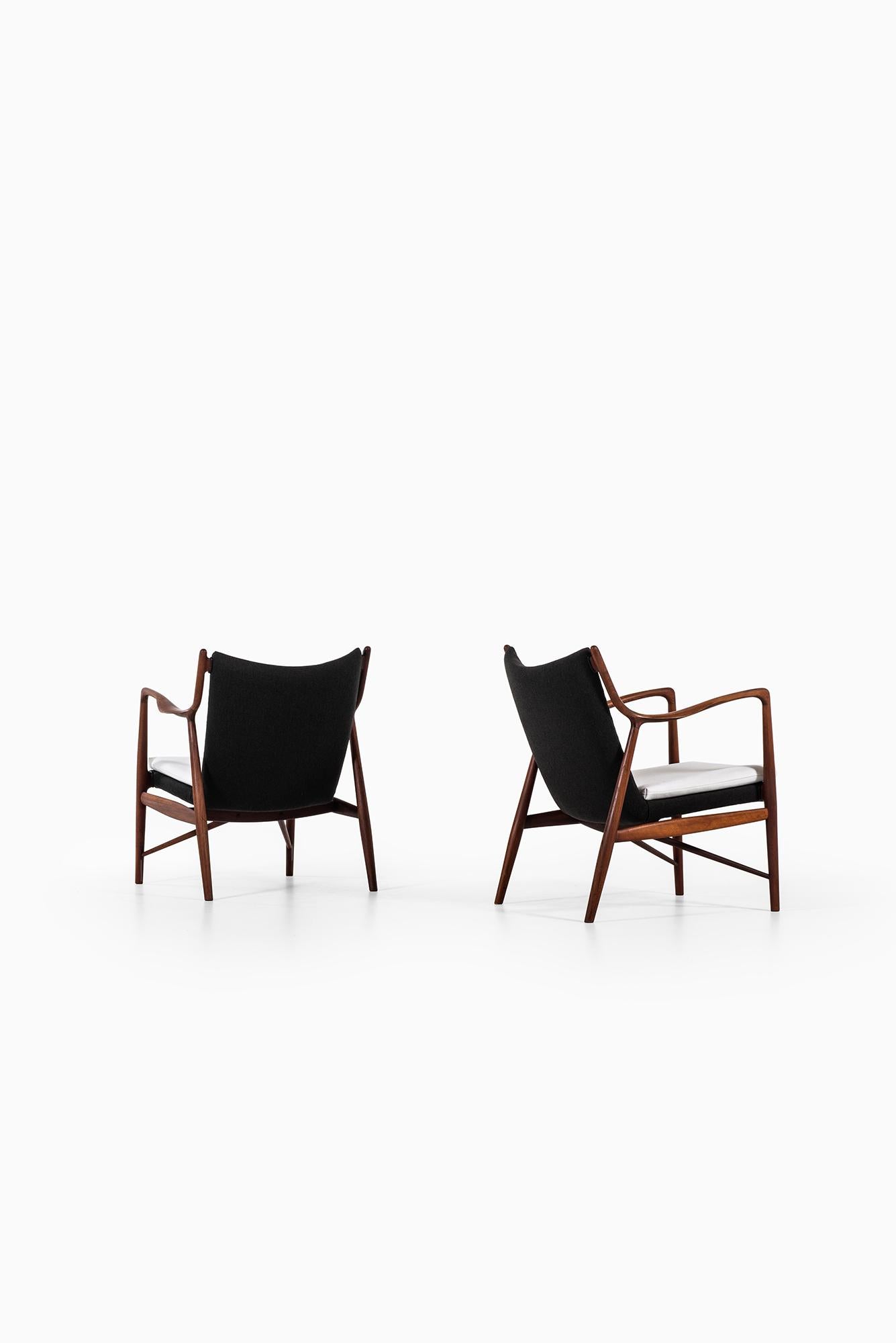 Fabric Finn Juhl NV-45 Easy Chairs by Niels Vodder in Denmark