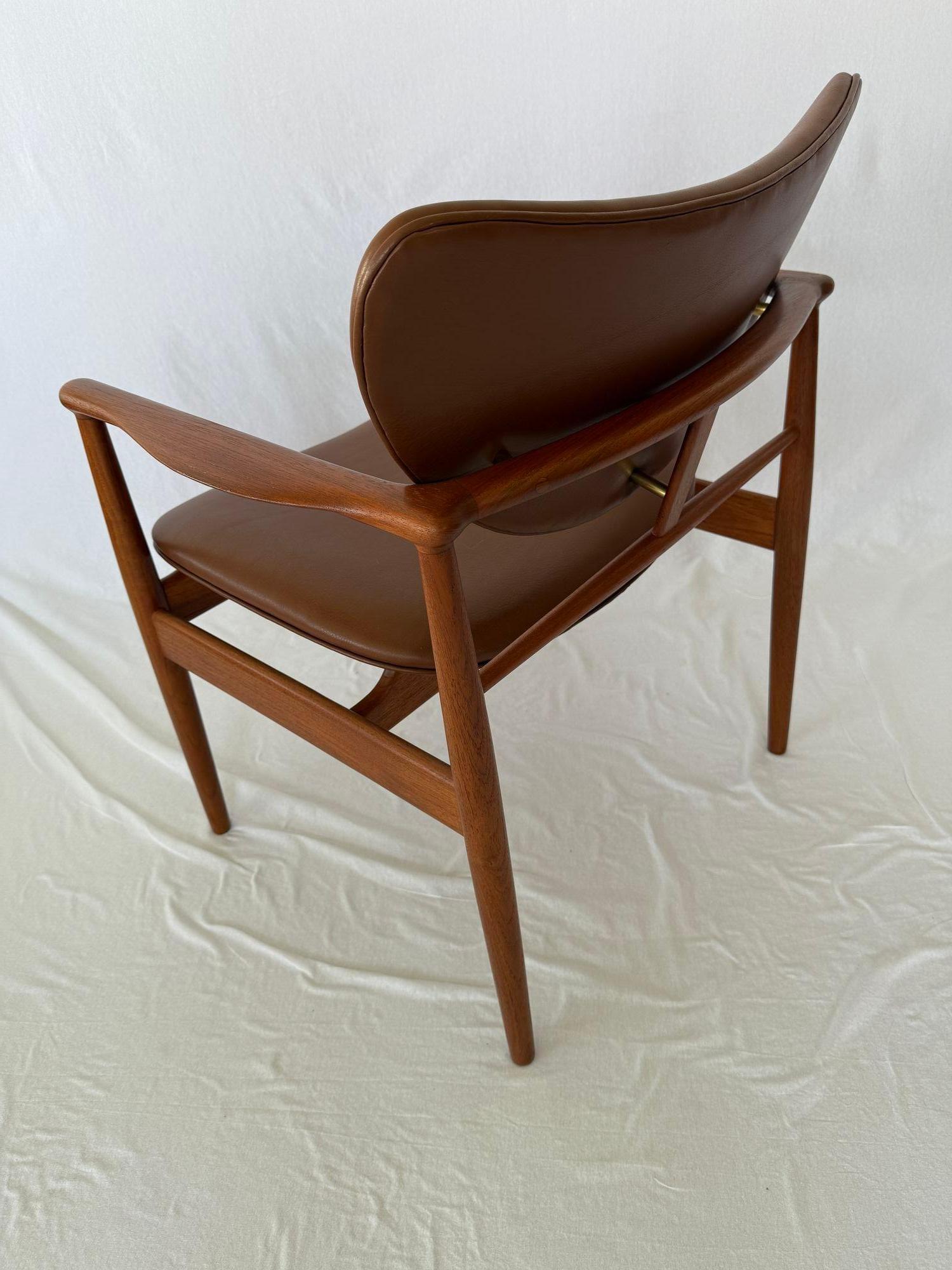 Sillón Finn Juhl NV-48 Danés en venta