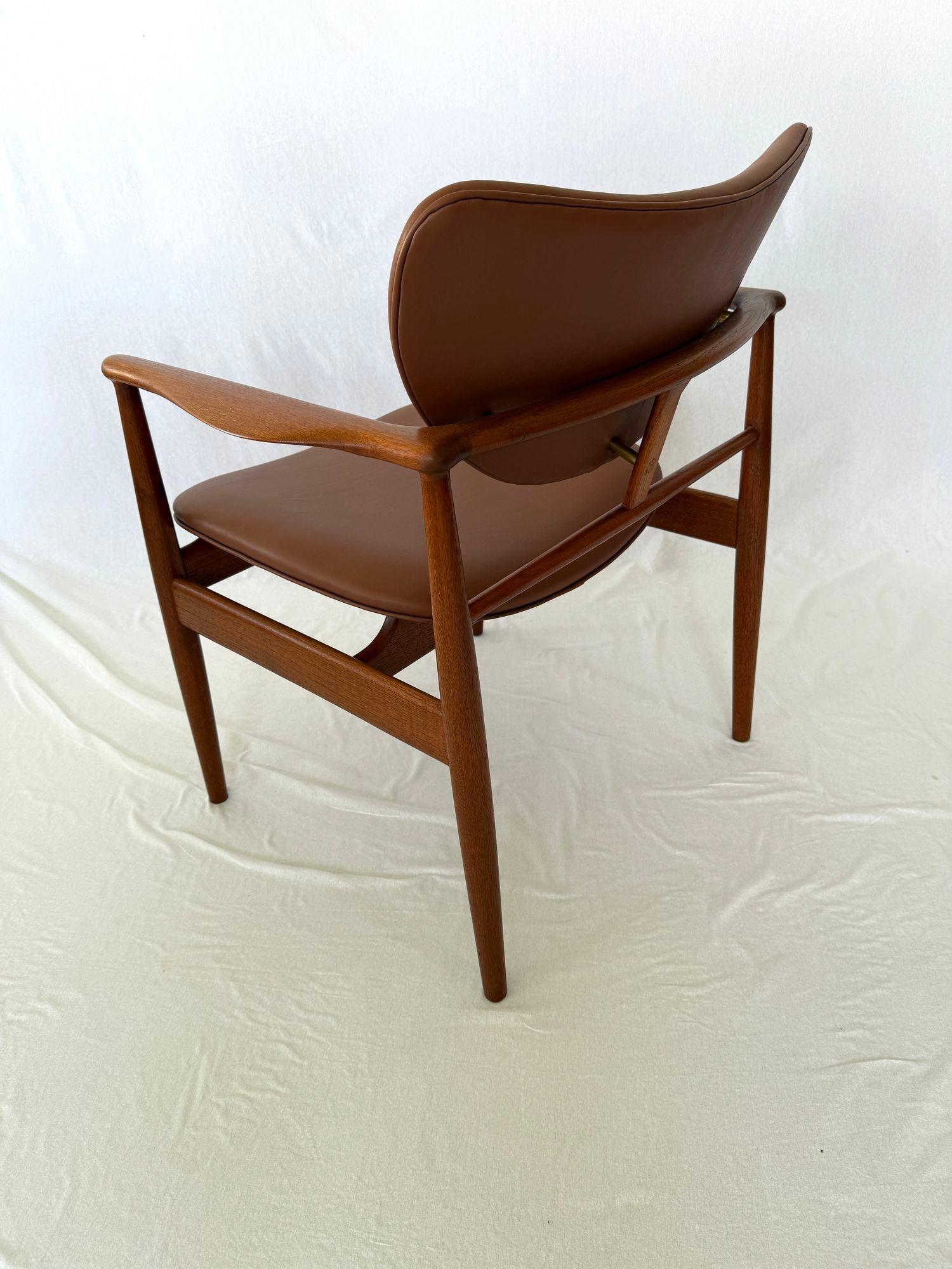 Sillón Finn Juhl NV-48 - Niels Vodder Escandinavo moderno en venta