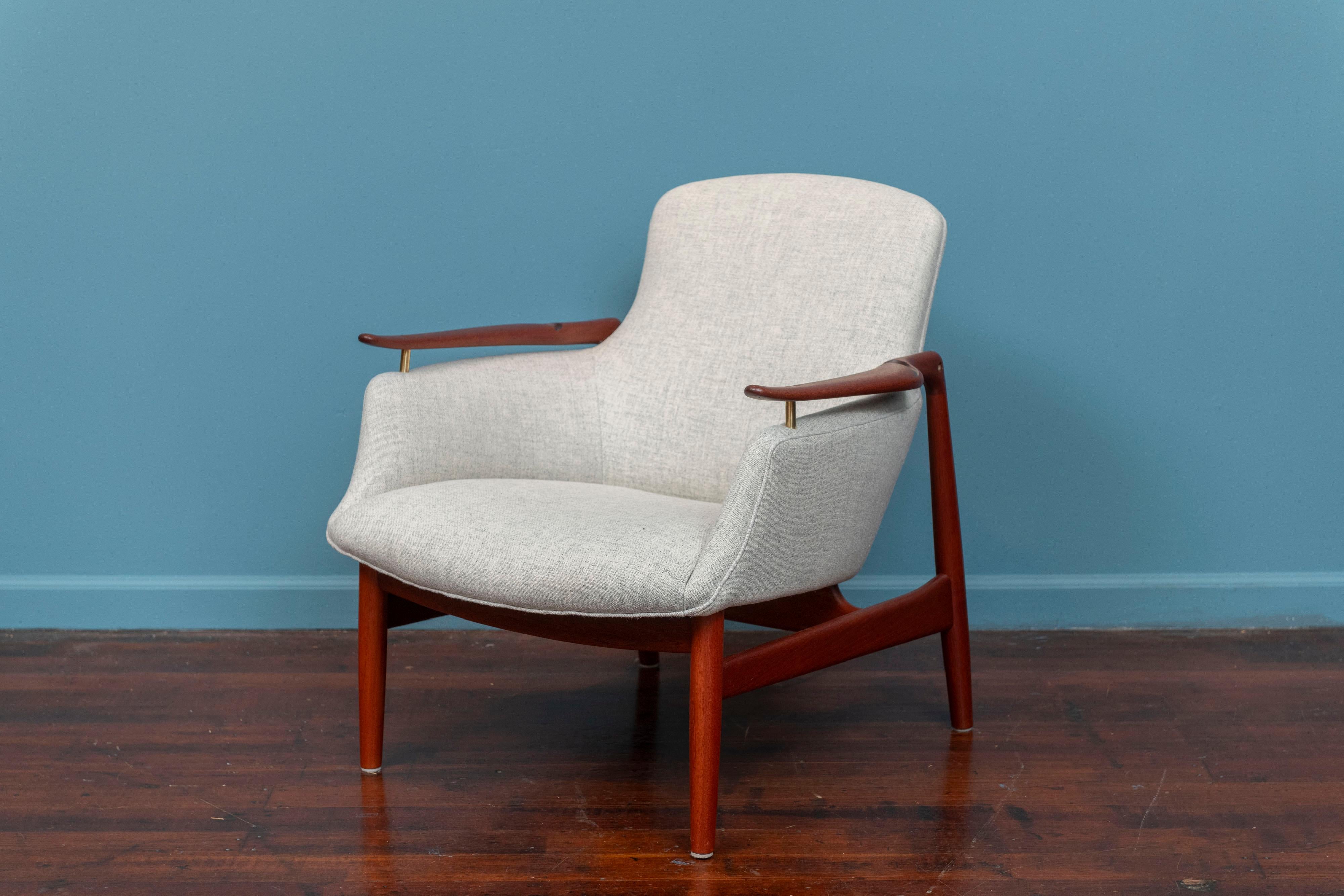 Danish Finn Juhl NV-53 Lounge Chair For Sale