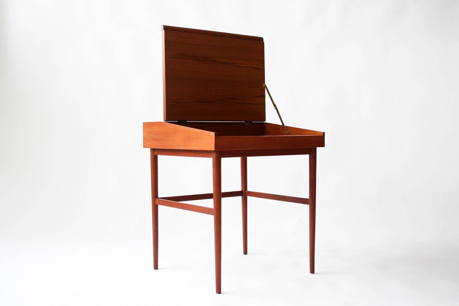 Mid-Century Modern Finn Juhl NV40 Teak Writing Desk for Niels Vodder For Sale