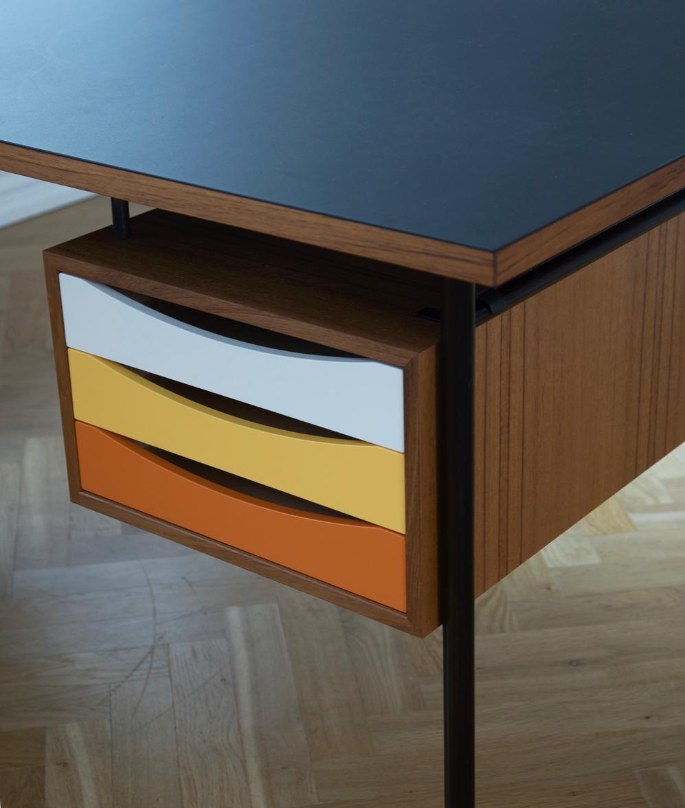 Finn Juhl Nyhavn Desk Wood and Black Lino with Tray Unit in Warm Colorway 7