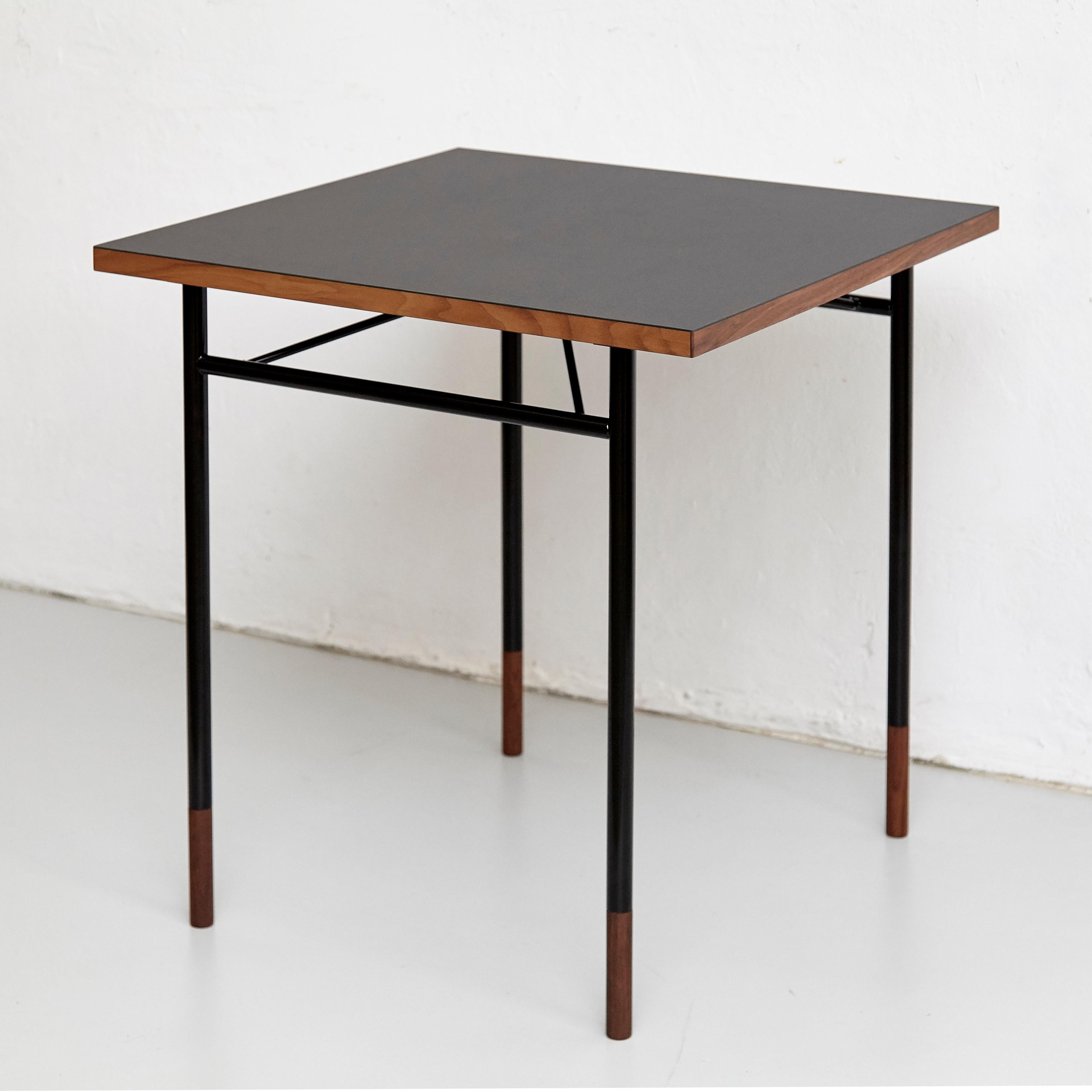Finn Juhl Nyhavn Desk Wood Black Lino In New Condition In Barcelona, Barcelona