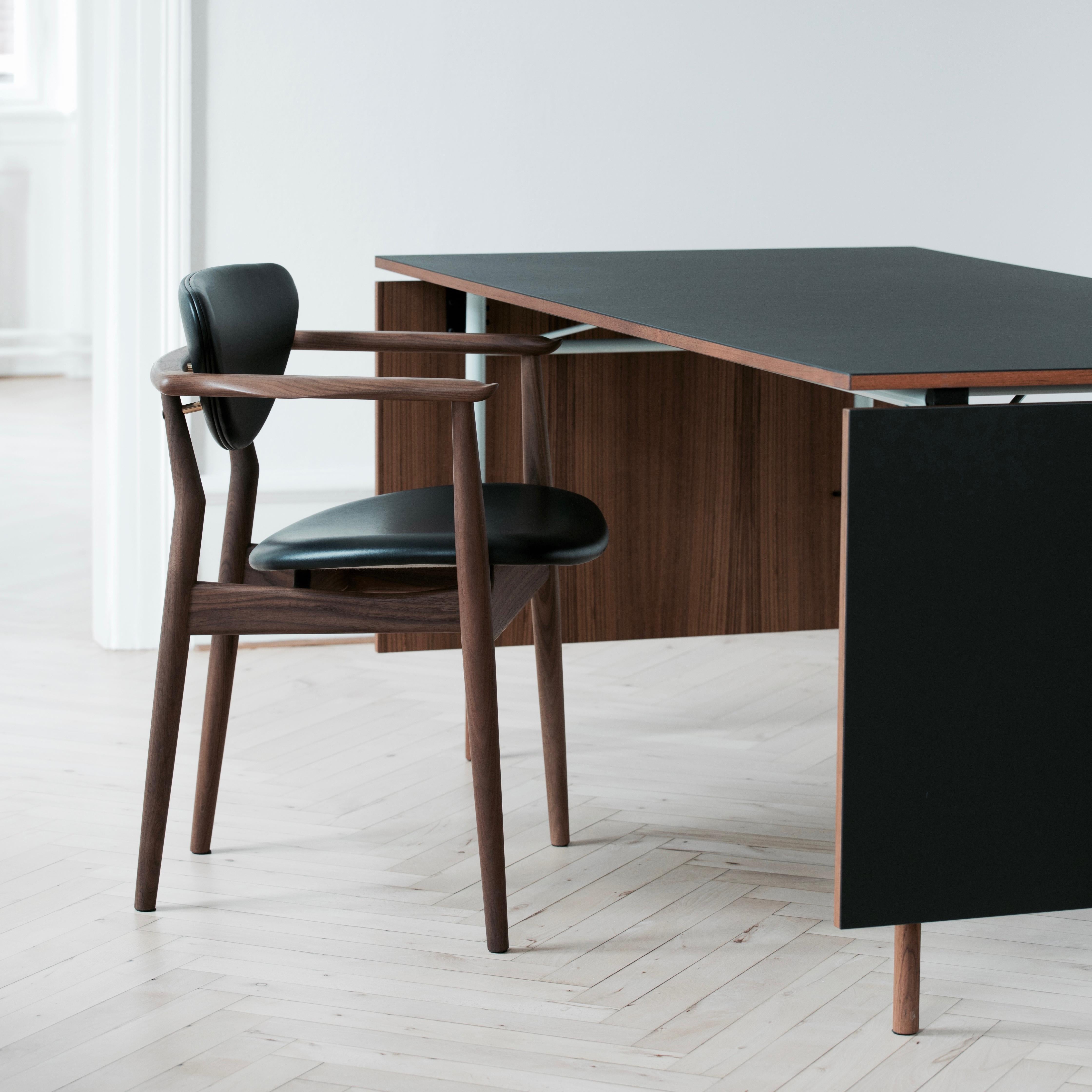 Finn Juhl Nyhavn Dining Table with Two Drop Leaves, Lino and Wood 3