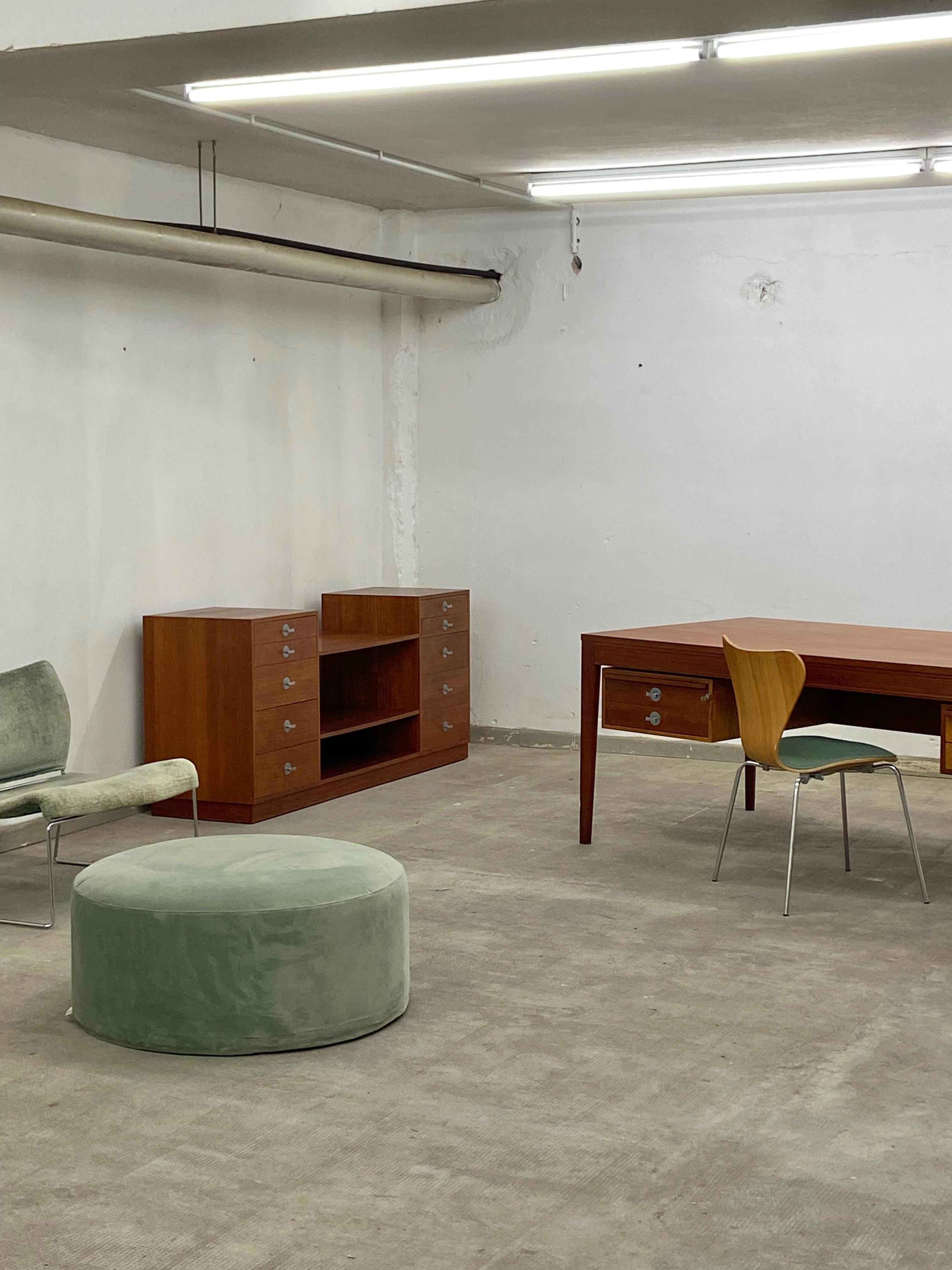 Finn Juhl Office Set 1x Teak Diplomat desk and 1x Teak sideboard by France & Søn 14