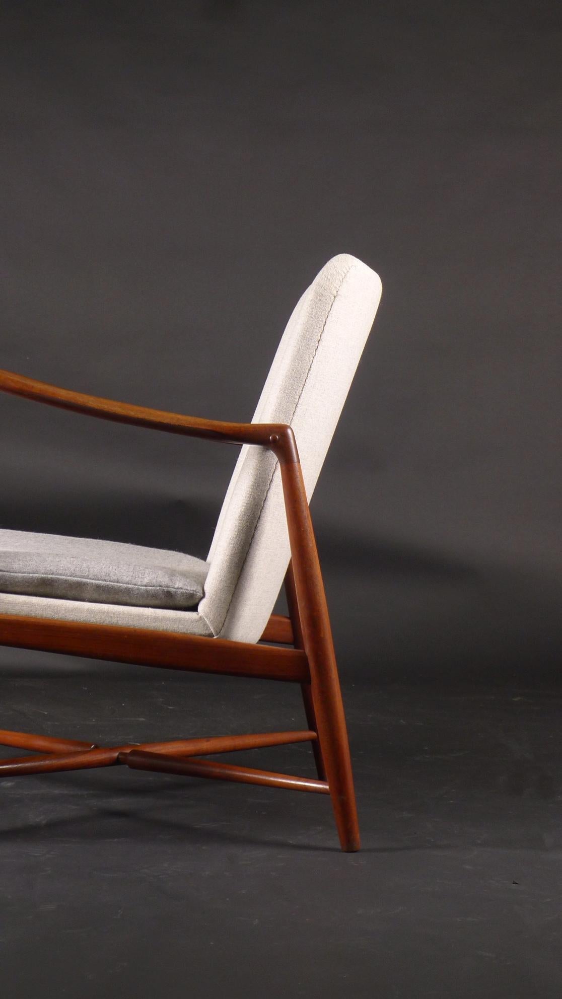 Finn Juhl, Pair of Fireplace Chairs, model BO59, by Bovirke, designed 1946 For Sale 1