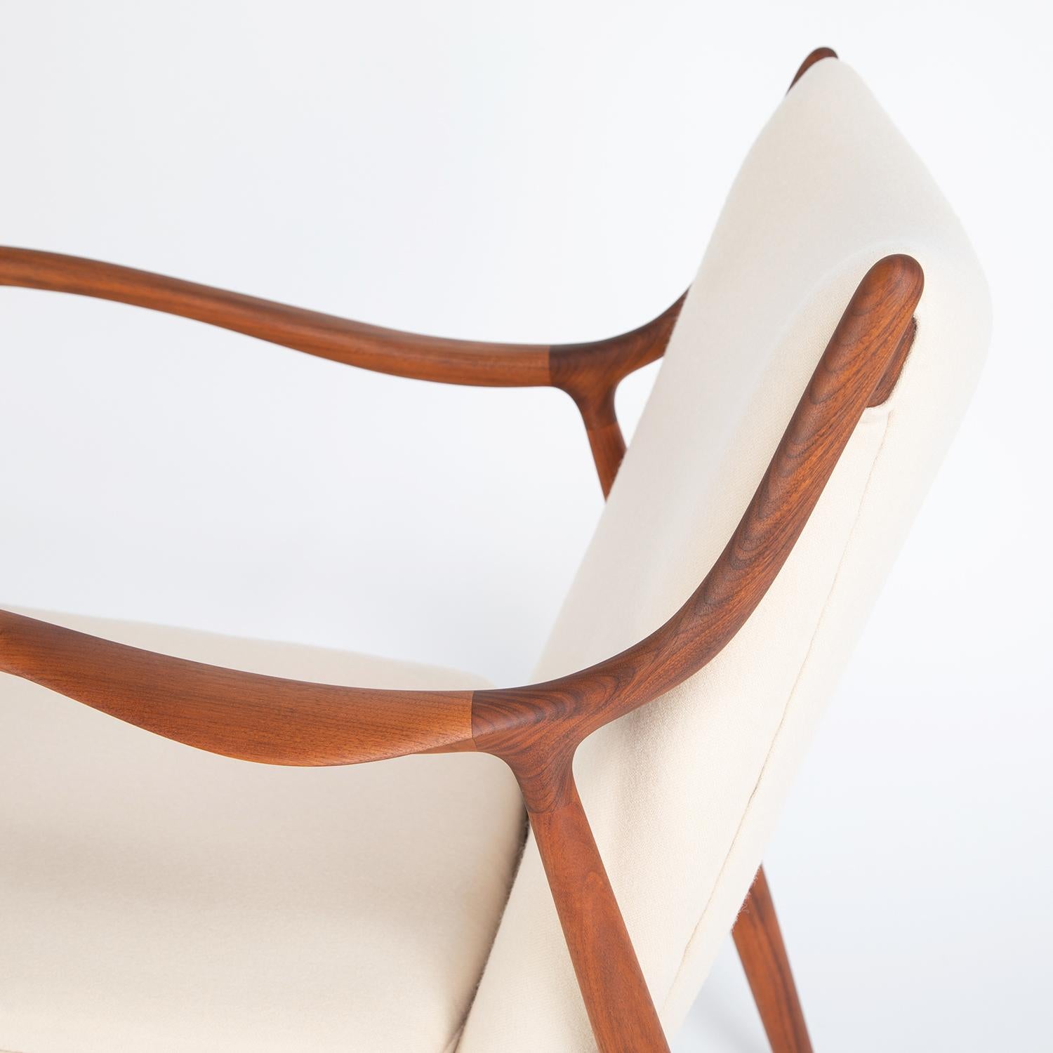Upholstery Finn Juhl Pair of Iconic 
