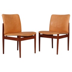 Coppia di sedie da salotto Finn Juhls con pelle Nature, Model 191, Danimarca