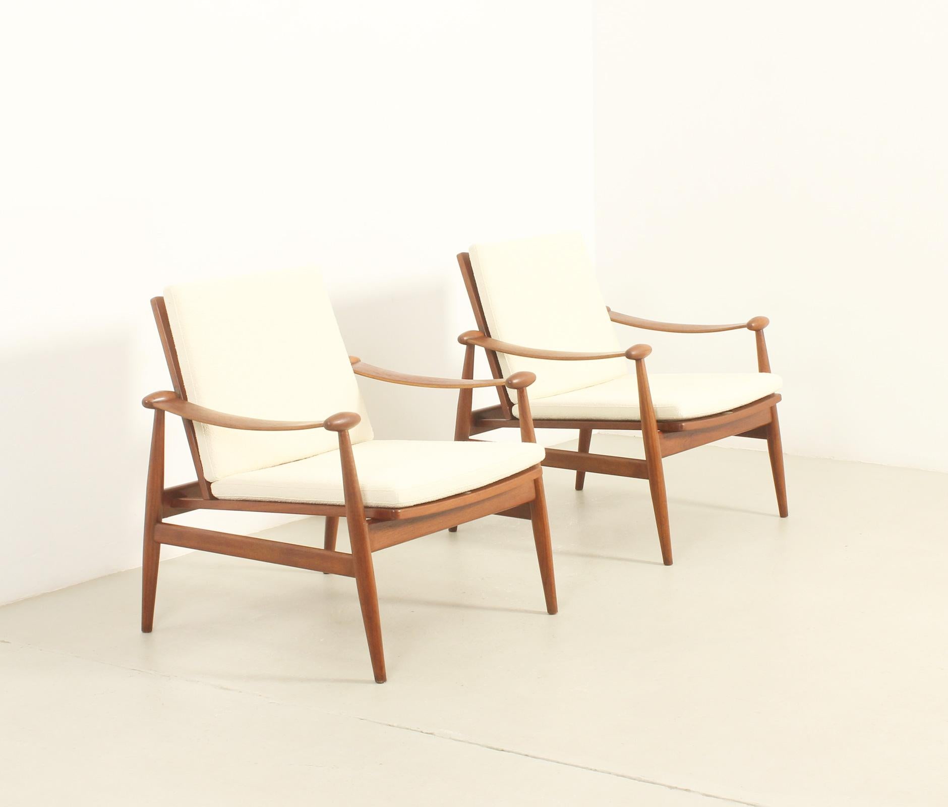 Scandinave moderne Paire de chaises Spade de Finn Juhl pour France & Søn, Danemark, années 1960 en vente