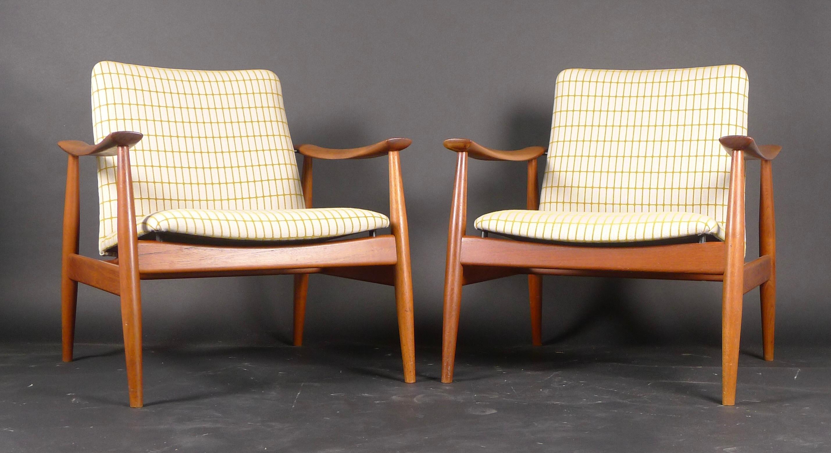 Mid-20th Century Finn Juhl, Pair of Teak Easy Chairs, Model Fd138, France & Son, 1959 For Sale