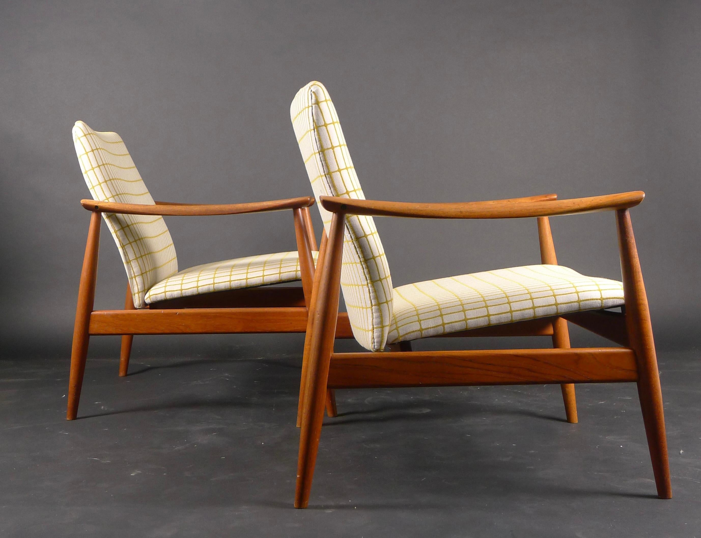 Upholstery Finn Juhl, Pair of Teak Easy Chairs, Model Fd138, France & Son, 1959 For Sale