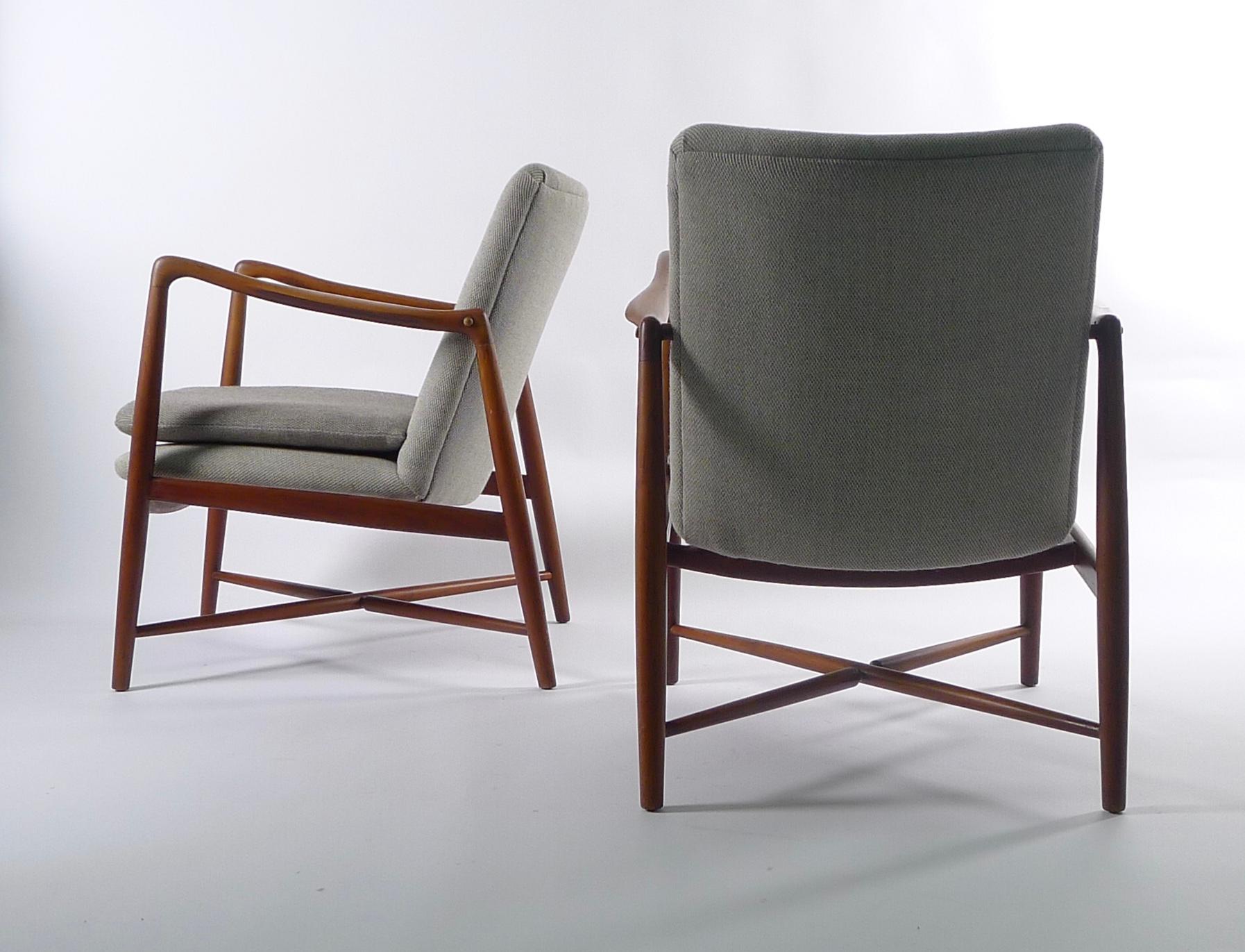 Danish Finn Juhl, Pair of Teak Fireplace Chairs, Model BO59, Bovirke, Denmark, 1946