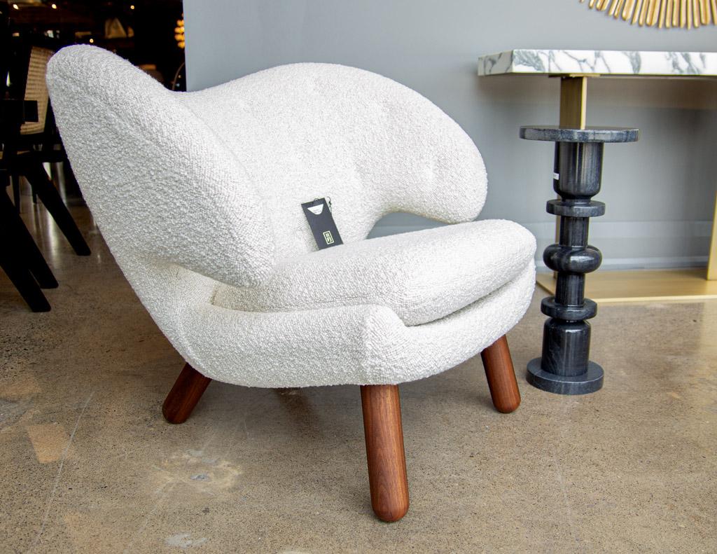 Finn Juhl Pelican Chair For Sale 9