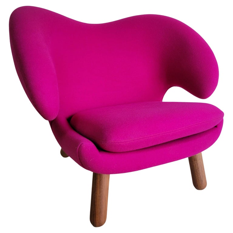Finn Juhl Pelican Chair For Sale at 1stDibs