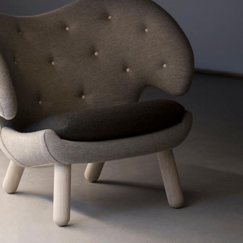 Modern Finn Juhl Pelican Chair Fabric and Wood