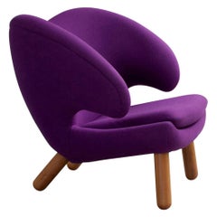 Finn Juhl Pelican Chair Purple Fabric Divina and Wood