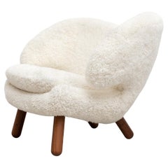 Finn Juhl Pelican Chair Upholstered in Gotland Sheepskin
