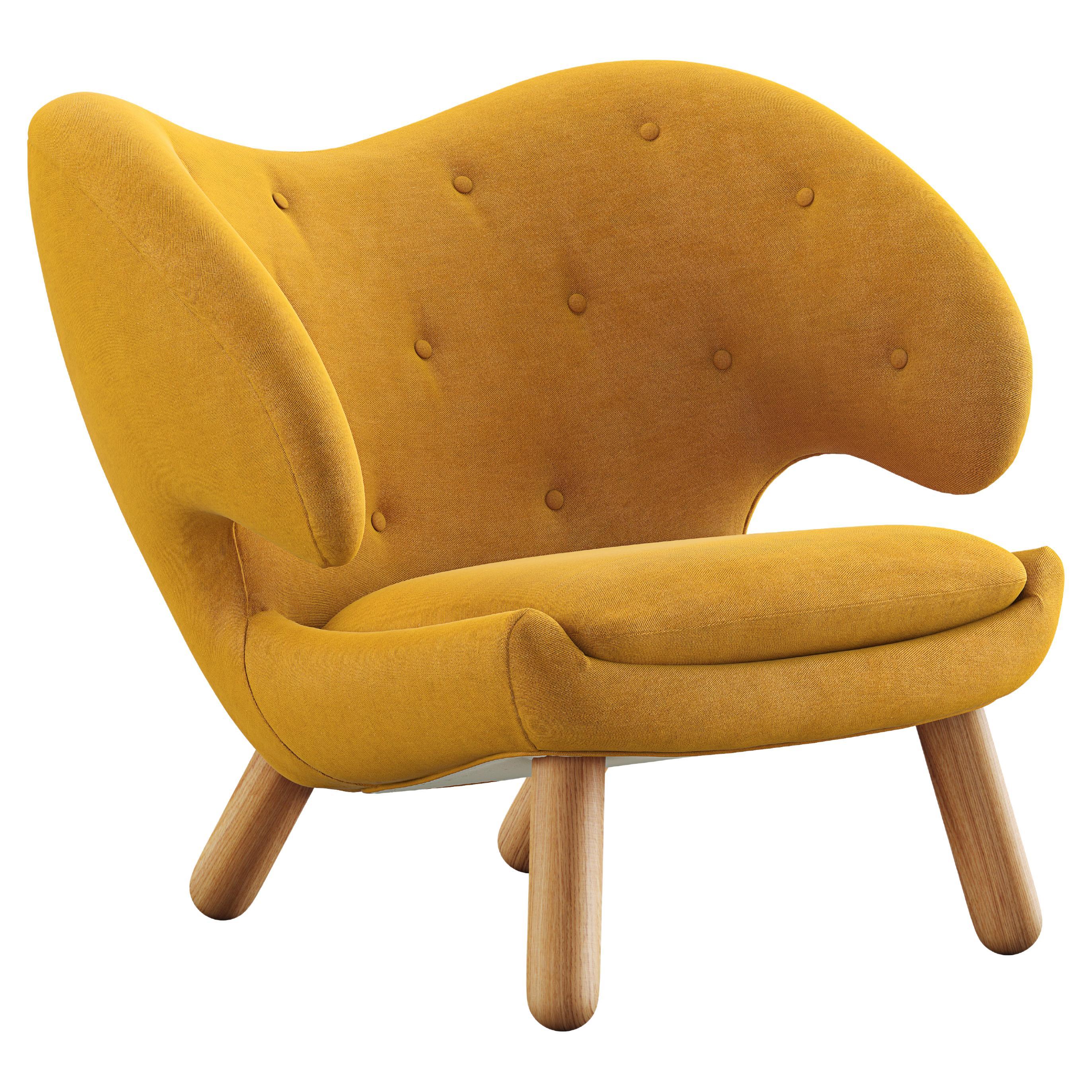 Finn Juhl Pelican Chair Upholstered in Wood and Fabric