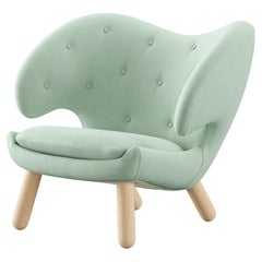 Finn Juhl Pelican Chair Upholstered in Wood and Fabric