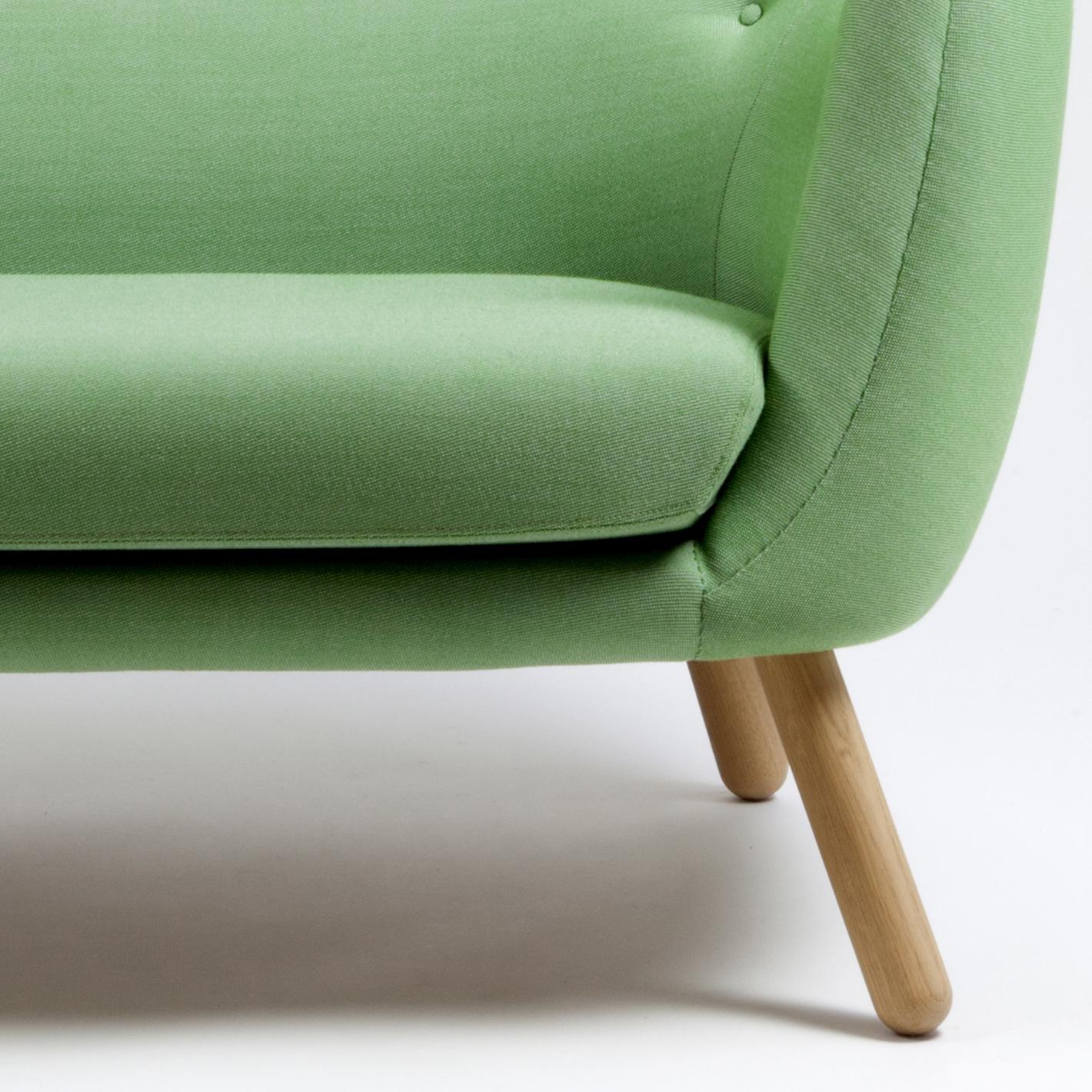 Finn Juhl Poet Sofa Walnut, Green Kvadrat Rime In New Condition In Barcelona, Barcelona