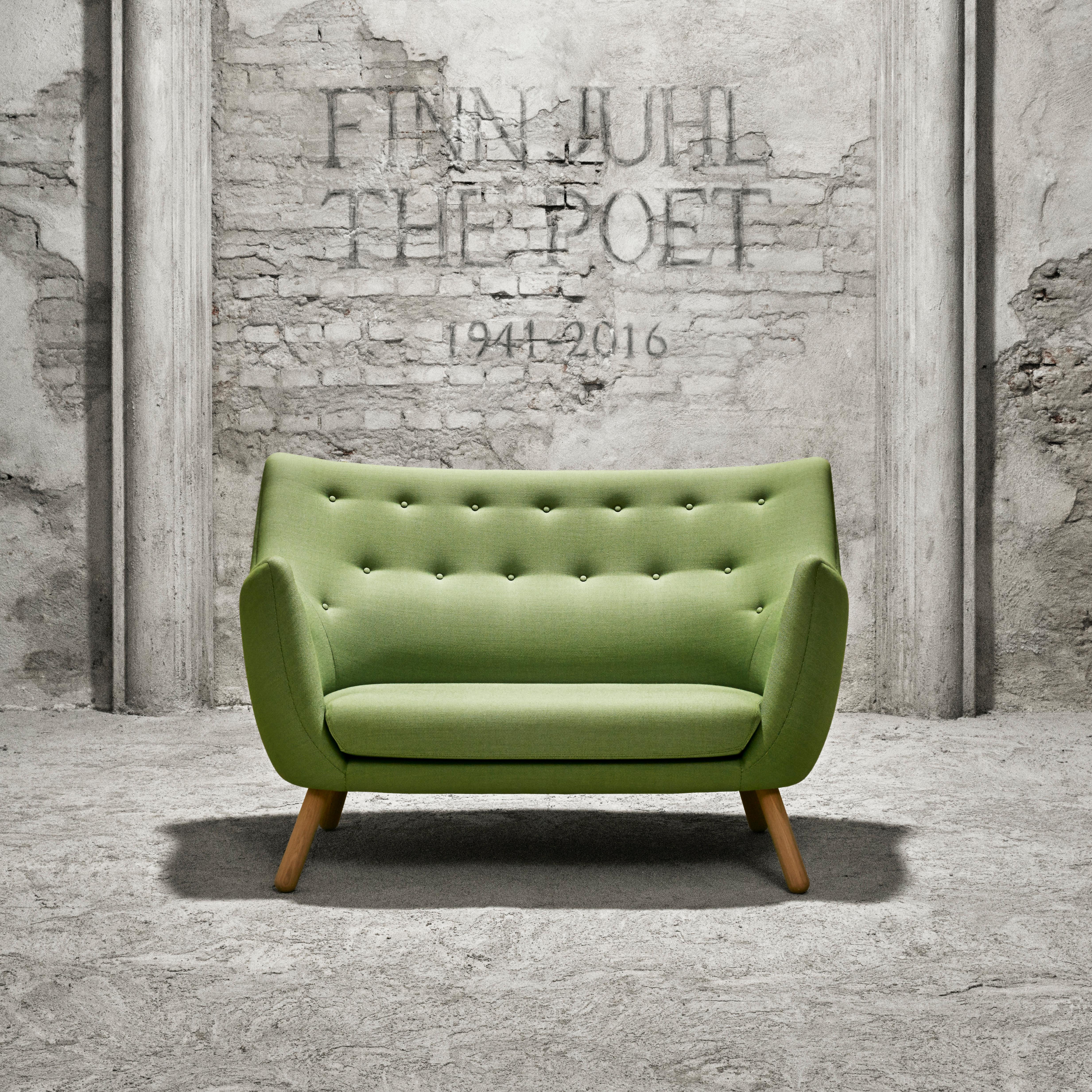 Finn Juhl Poet Sofa Walnut, Green Kvadrat Rime 1