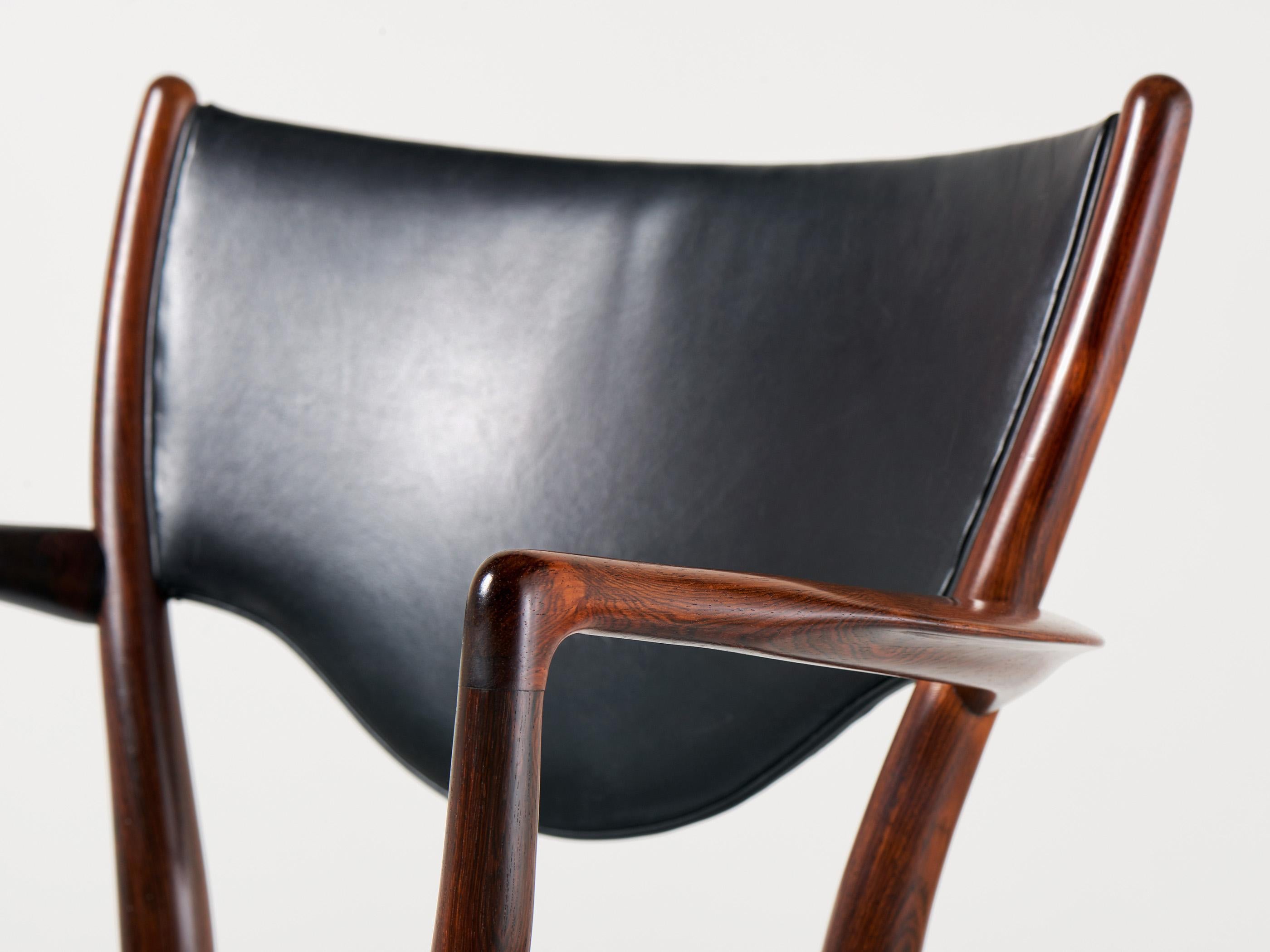 Finn Juhl Rare BO-72 Rosewood Armchair, 1953 In Good Condition For Sale In London, England