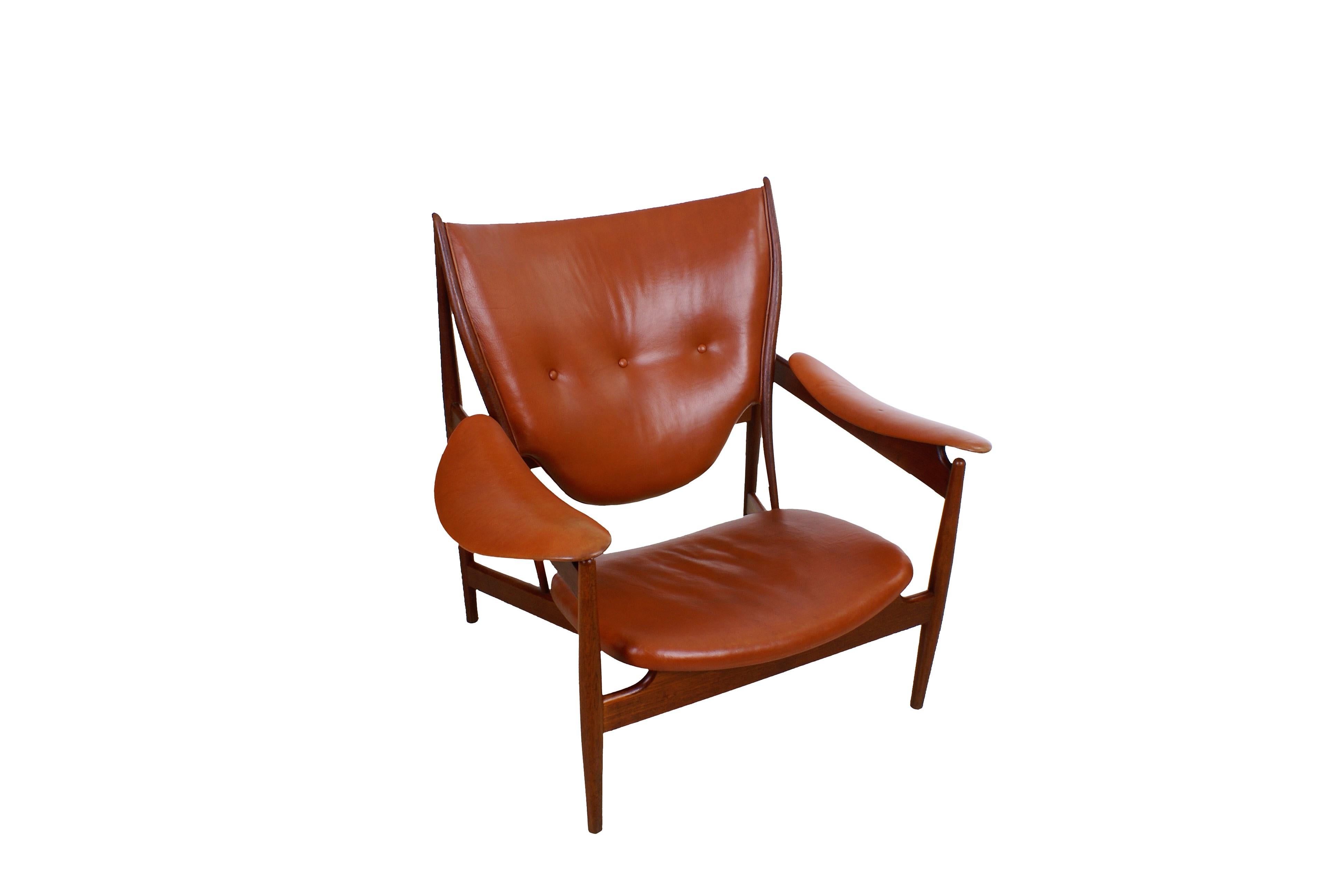 Mid-20th Century Finn Juhl Rare 'Chieftain' Chair in Teak and Leather for Niels Vodder, 1949 For Sale