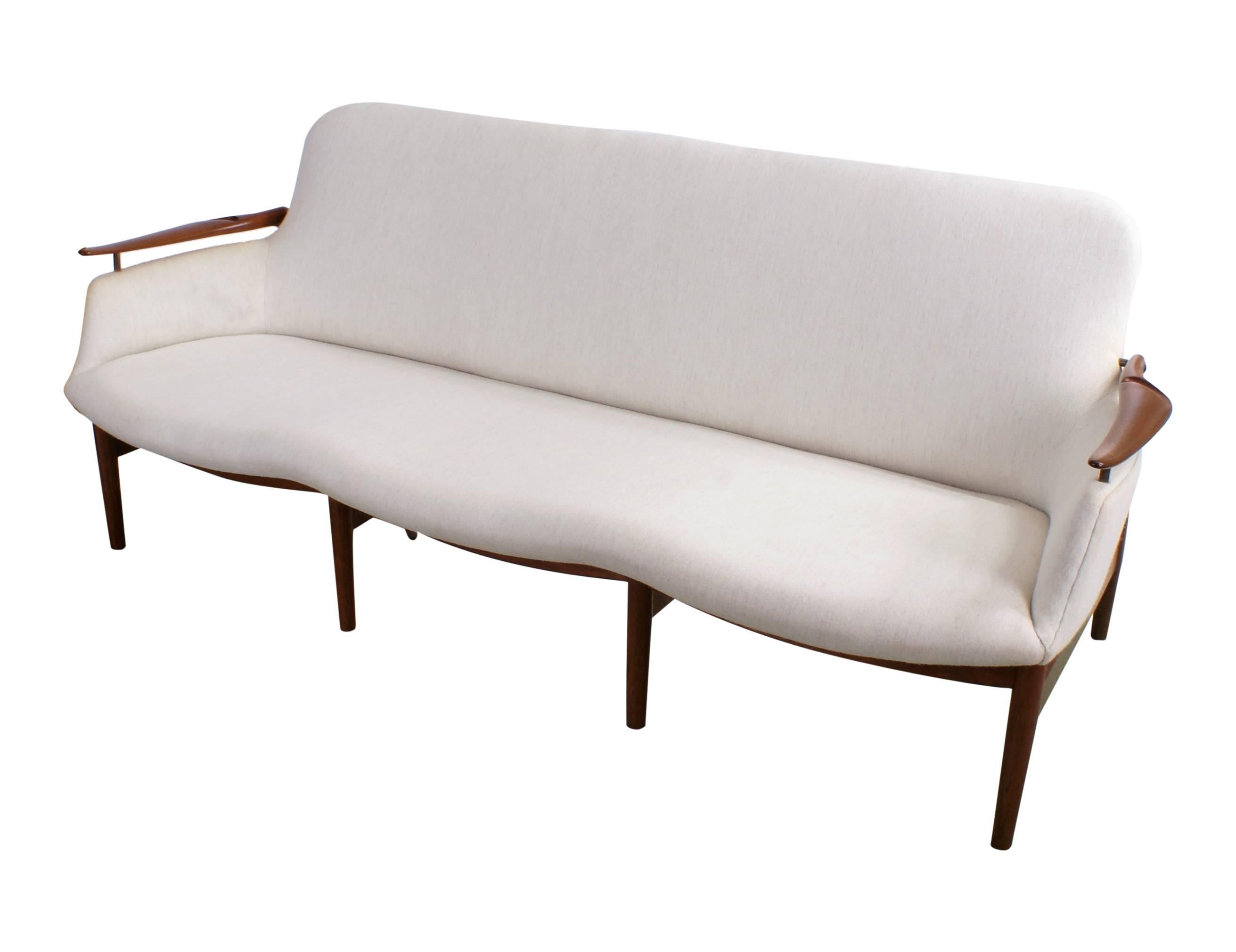 Mid-20th Century Finn Juhl Rare NV53 Three-Seat Sofa for Niels Vodder
