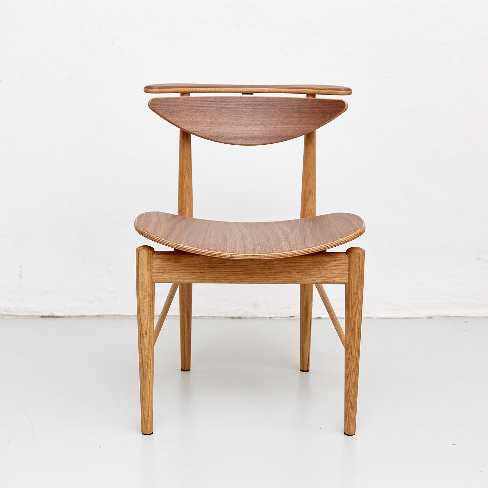 Modern Finn Juhl Reading Chair Veneer Seat Wood