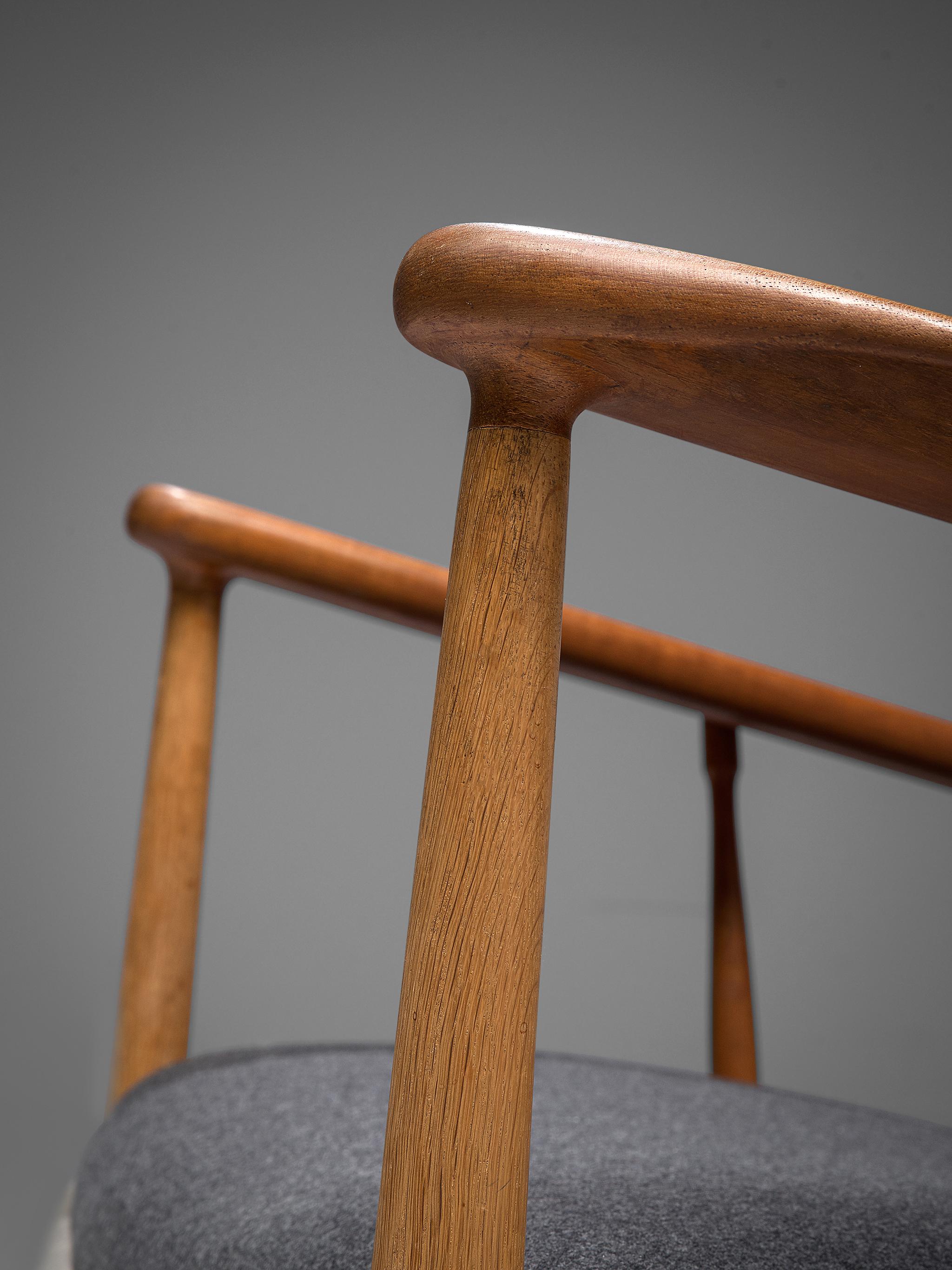 Finn Juhl Reupholstered 'SW86' Easy Chair in Oak and Teak 1