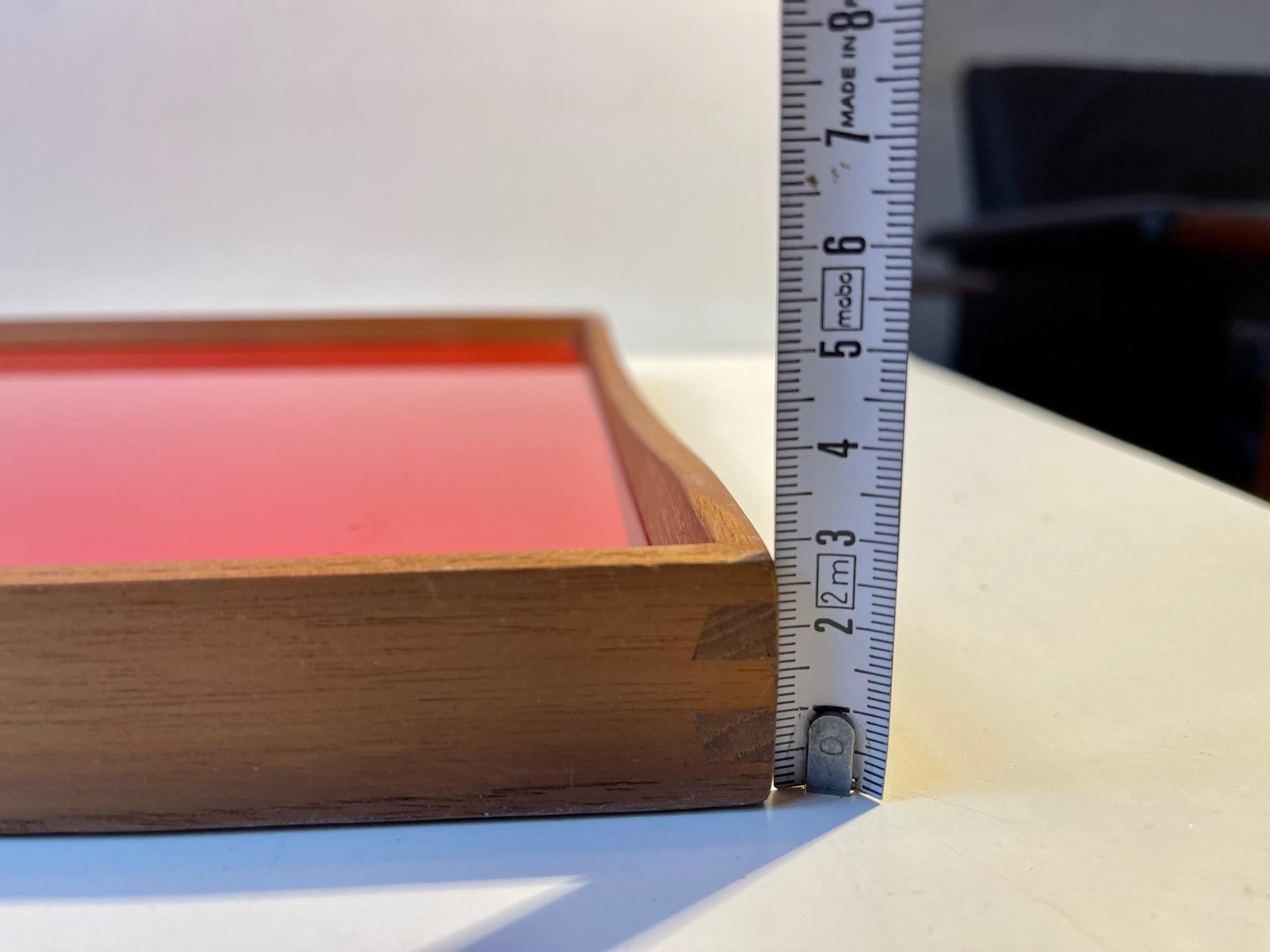 Finn Juhl Serving Tray in Teak and Red/Black Formica 5