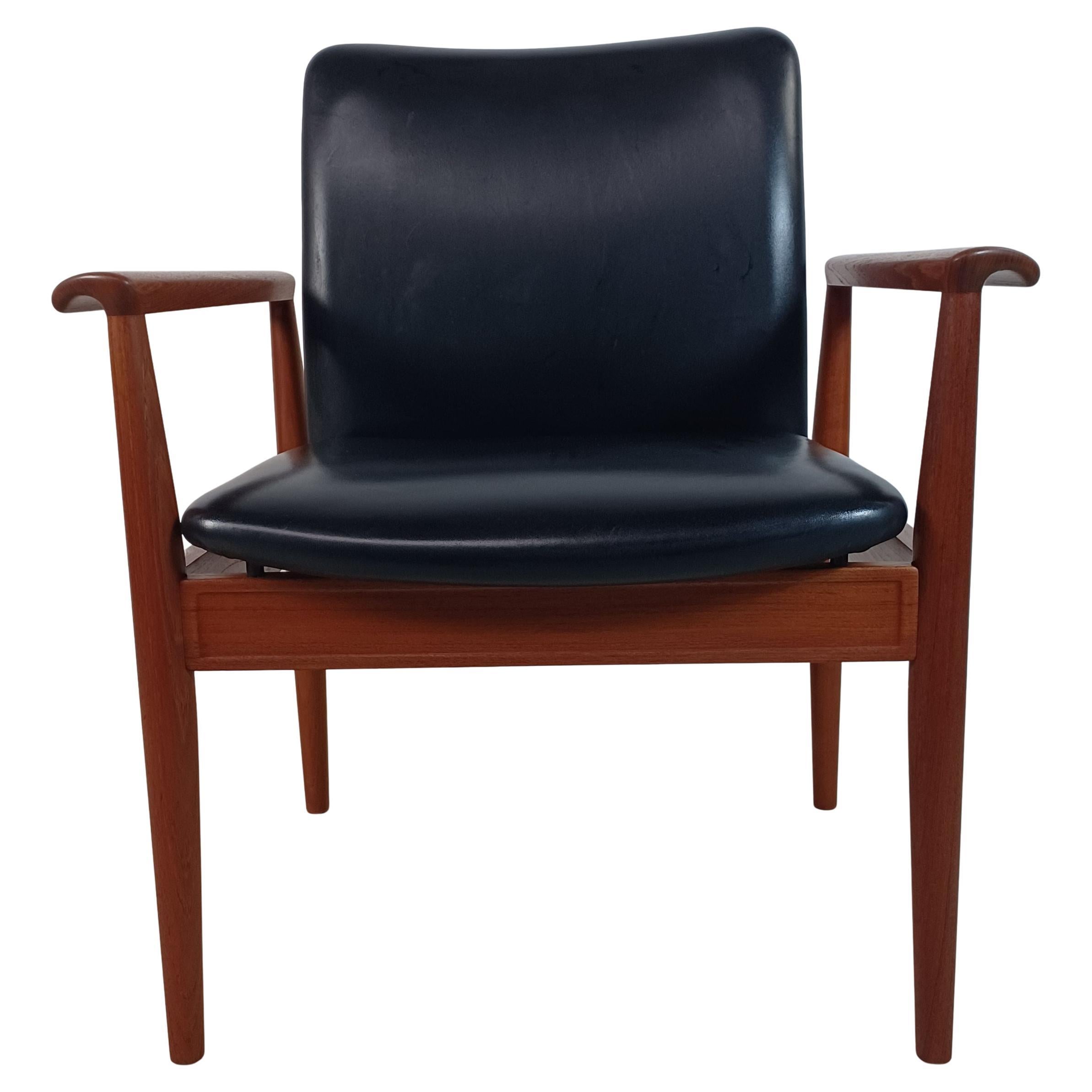 Finn Juhl Set of Two Fully Restored Armchairs Including Custom Upholstery Cado For Sale