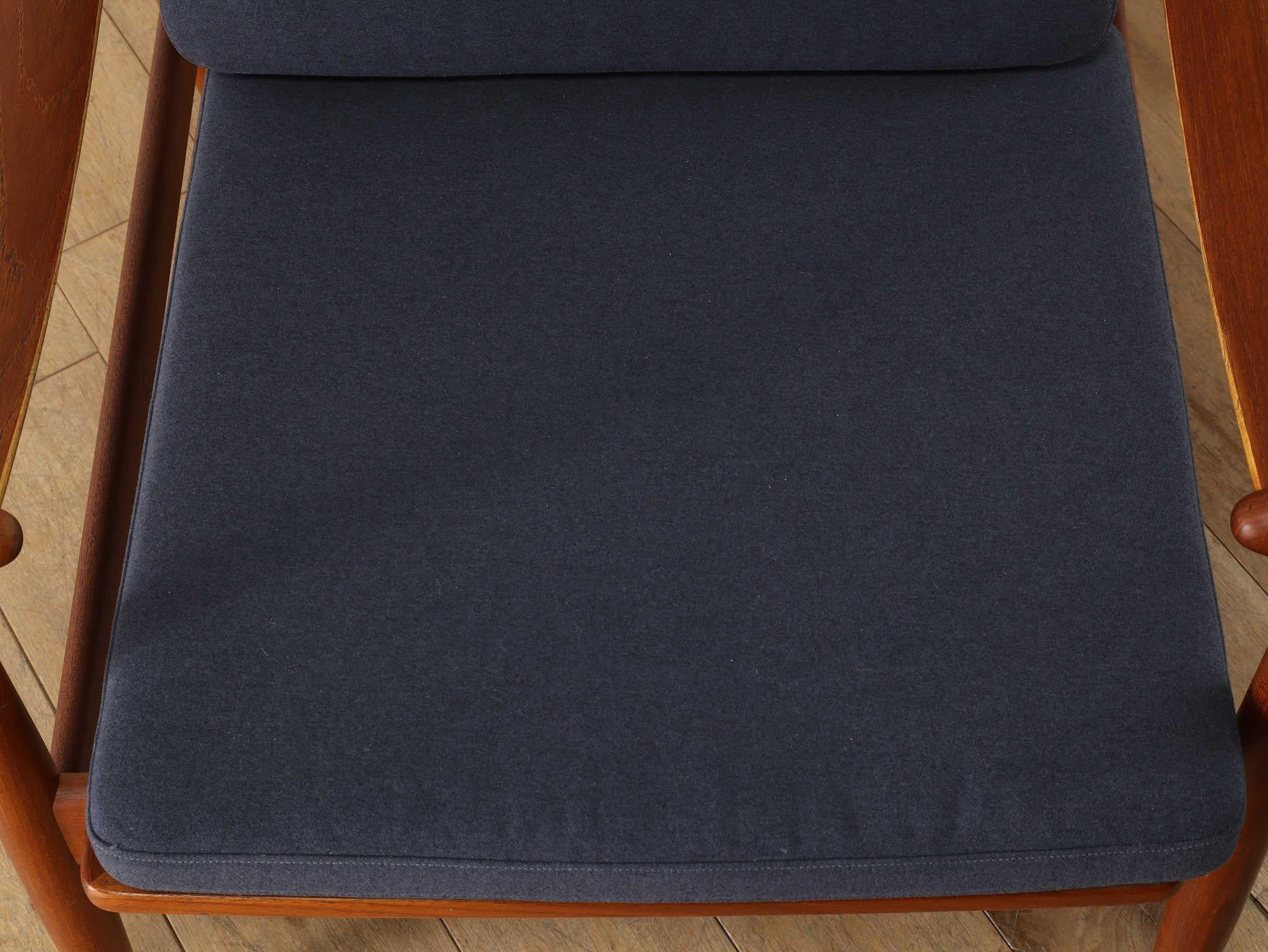 Chaise Spade de Finn Juhl FD133 en vente 6