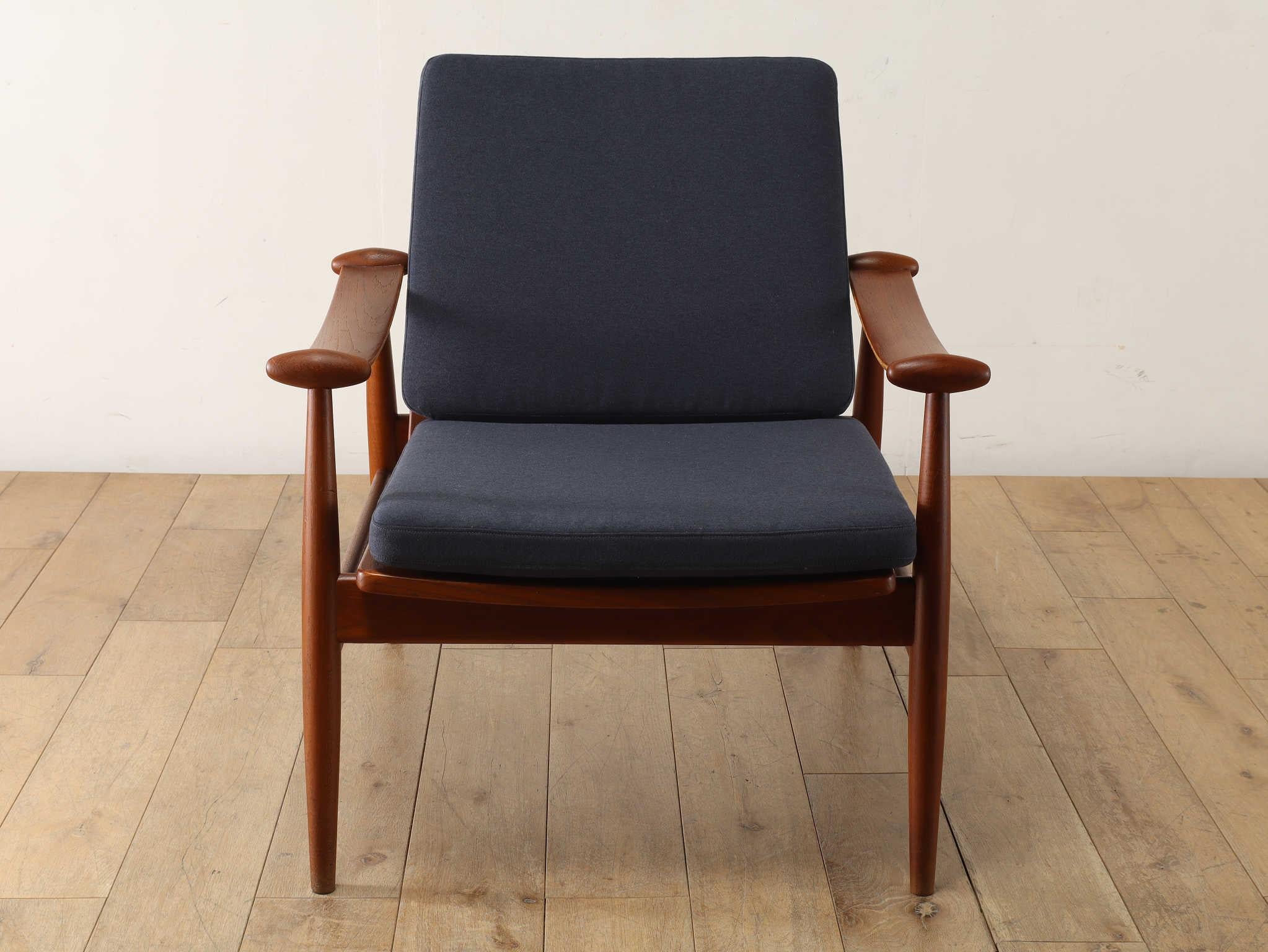 Mid-Century Modern Chaise Spade de Finn Juhl FD133 en vente