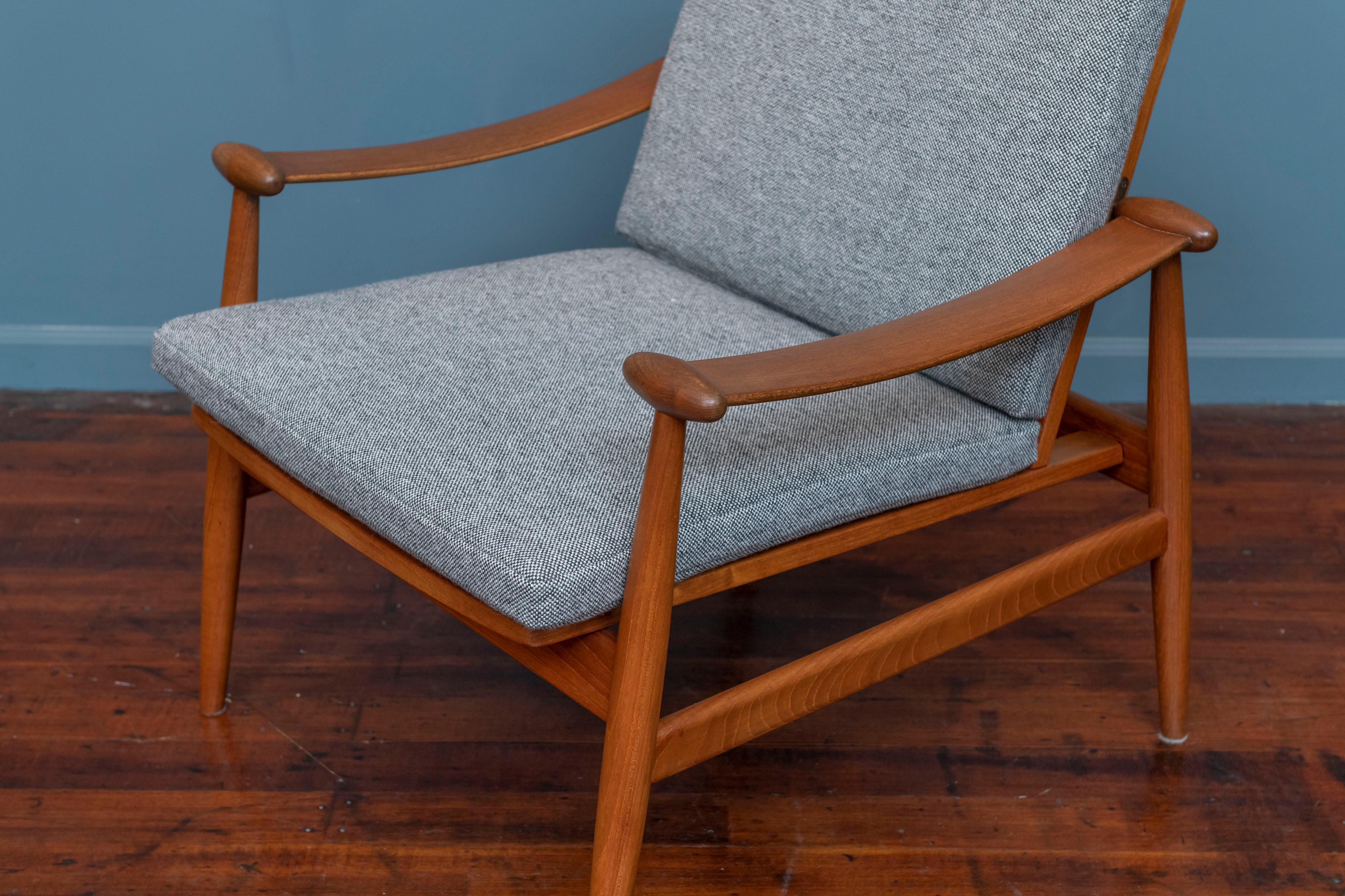American Finn Juhl Spade Chair Model 133 for France & Daverkosen For Sale