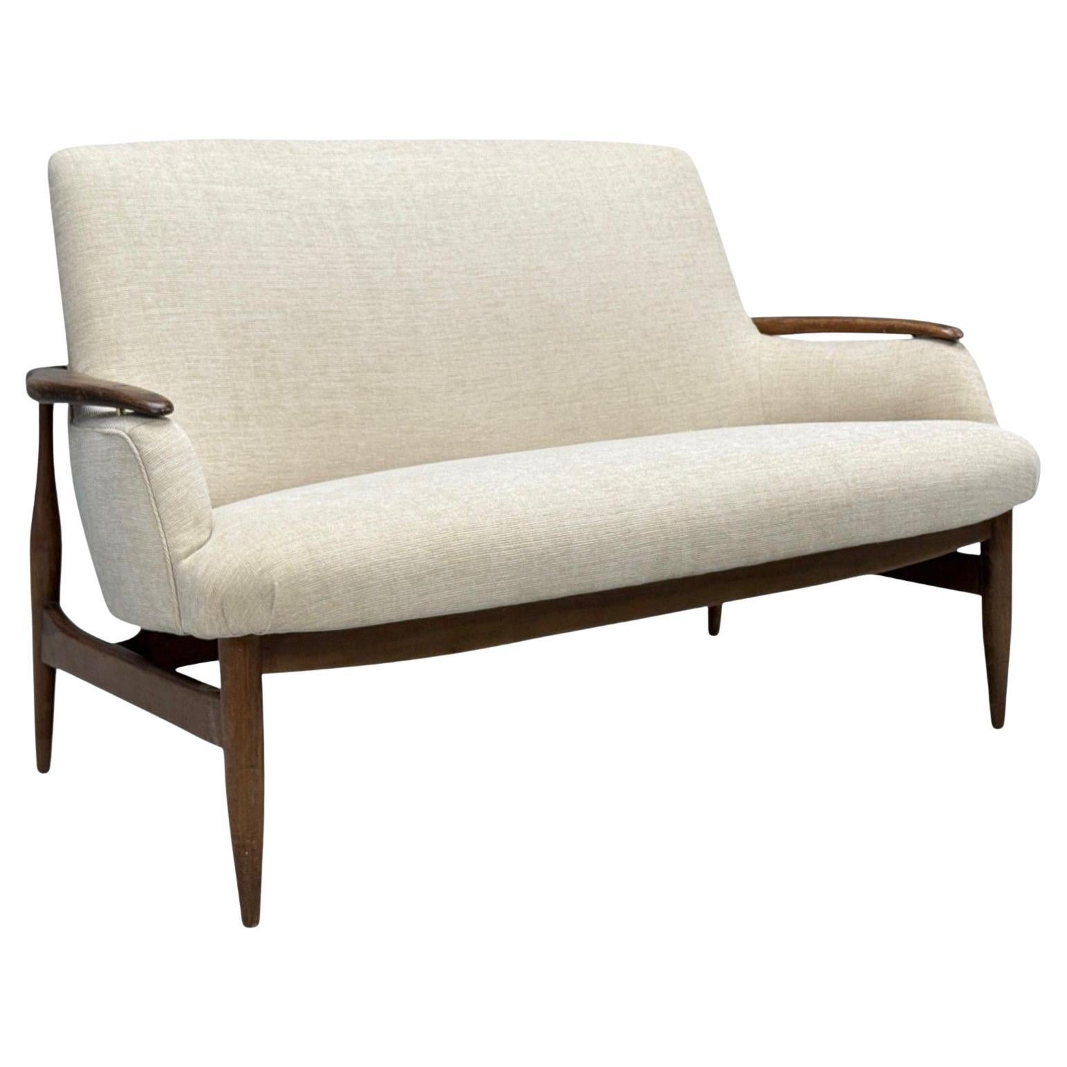 Finn Juhls, stile moderno danese, Wood, tessuto beige, divano, Danimarca, anni '50
