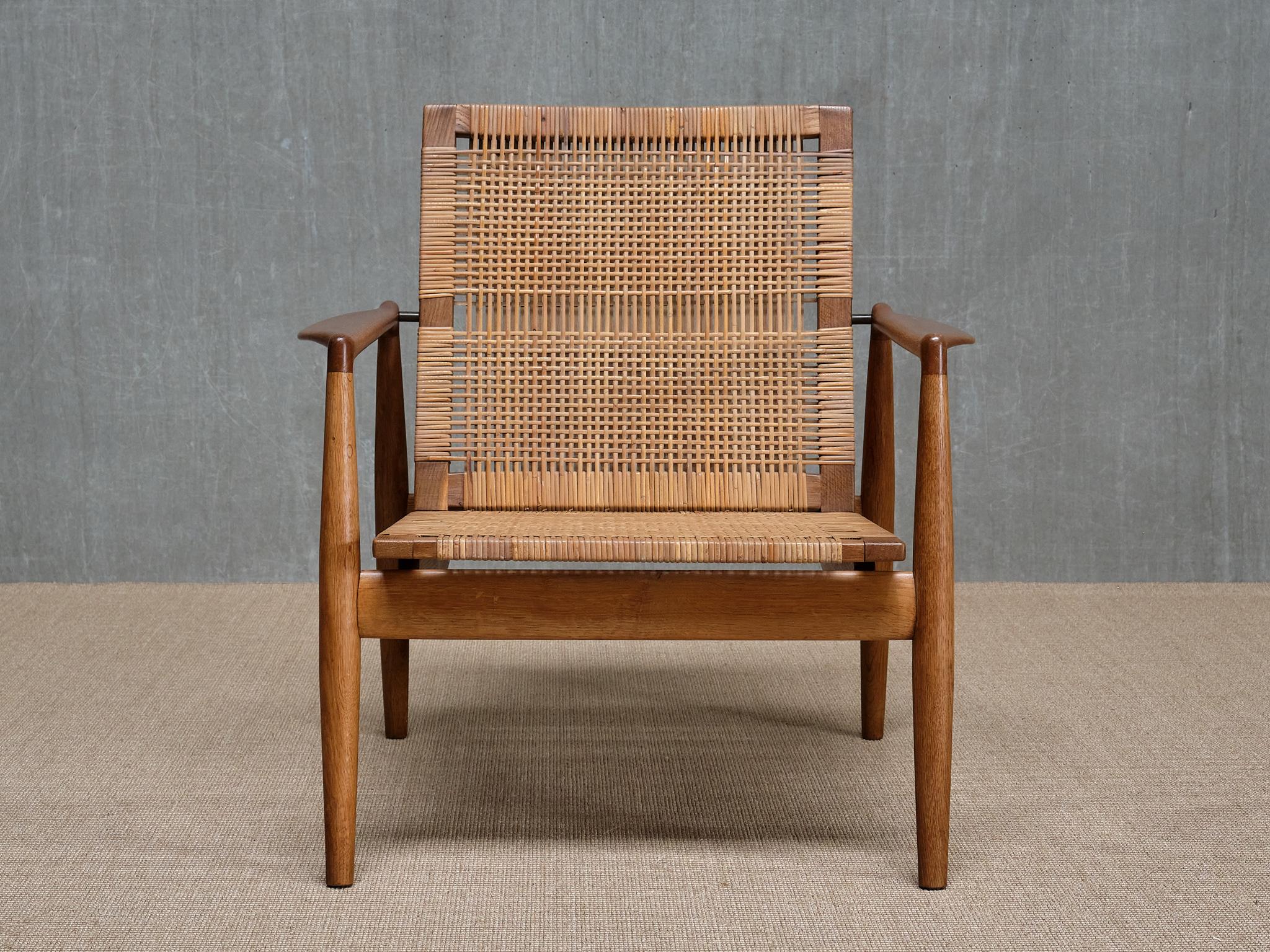 Finn Juhl SW 96 Armchair in Teak, Oak and Cane, Søren Willadsen, Denmark, 1956 For Sale 6