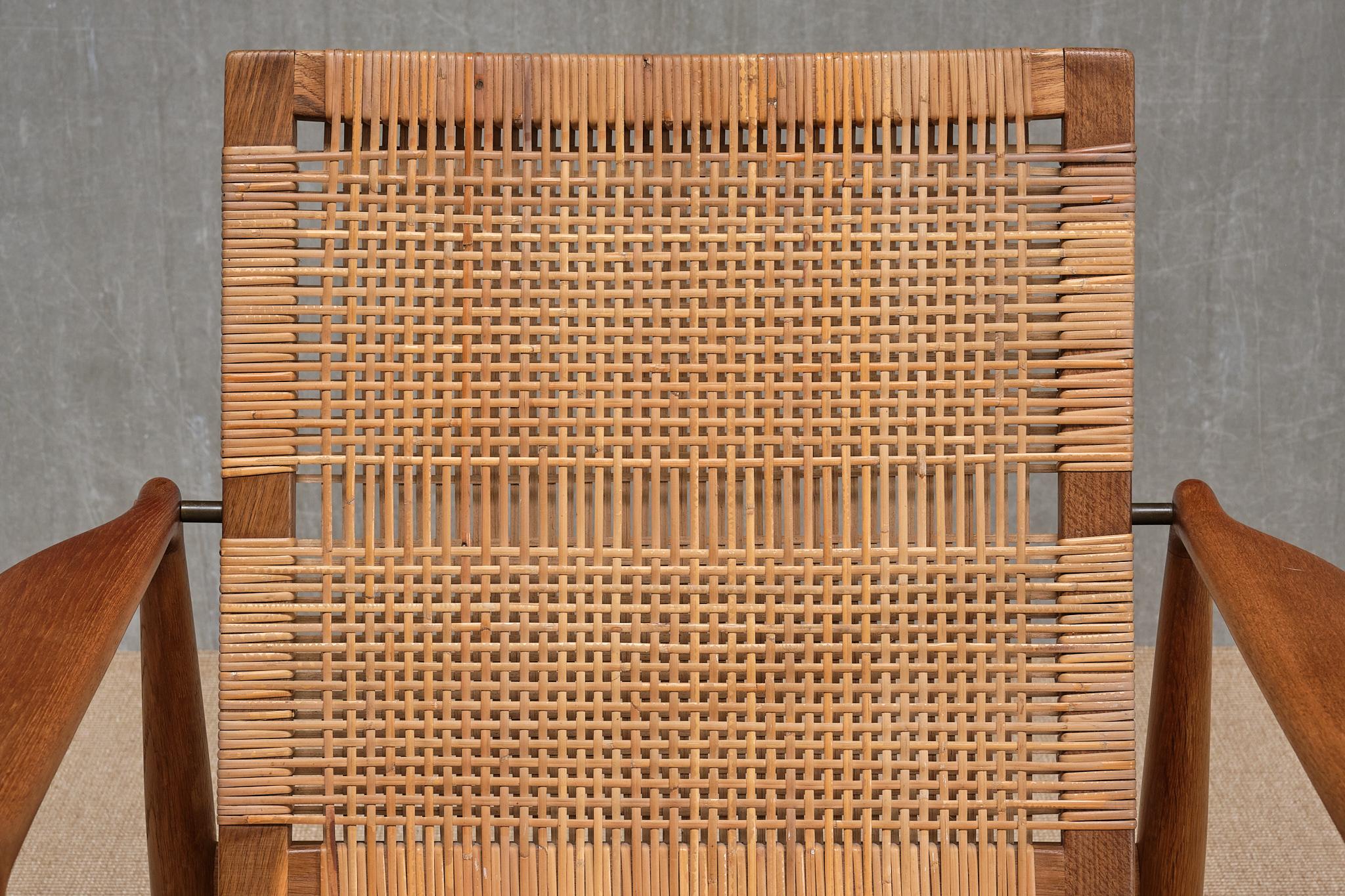 Finn Juhl SW 96 Armchair in Teak, Oak and Cane, Søren Willadsen, Denmark, 1956 For Sale 8