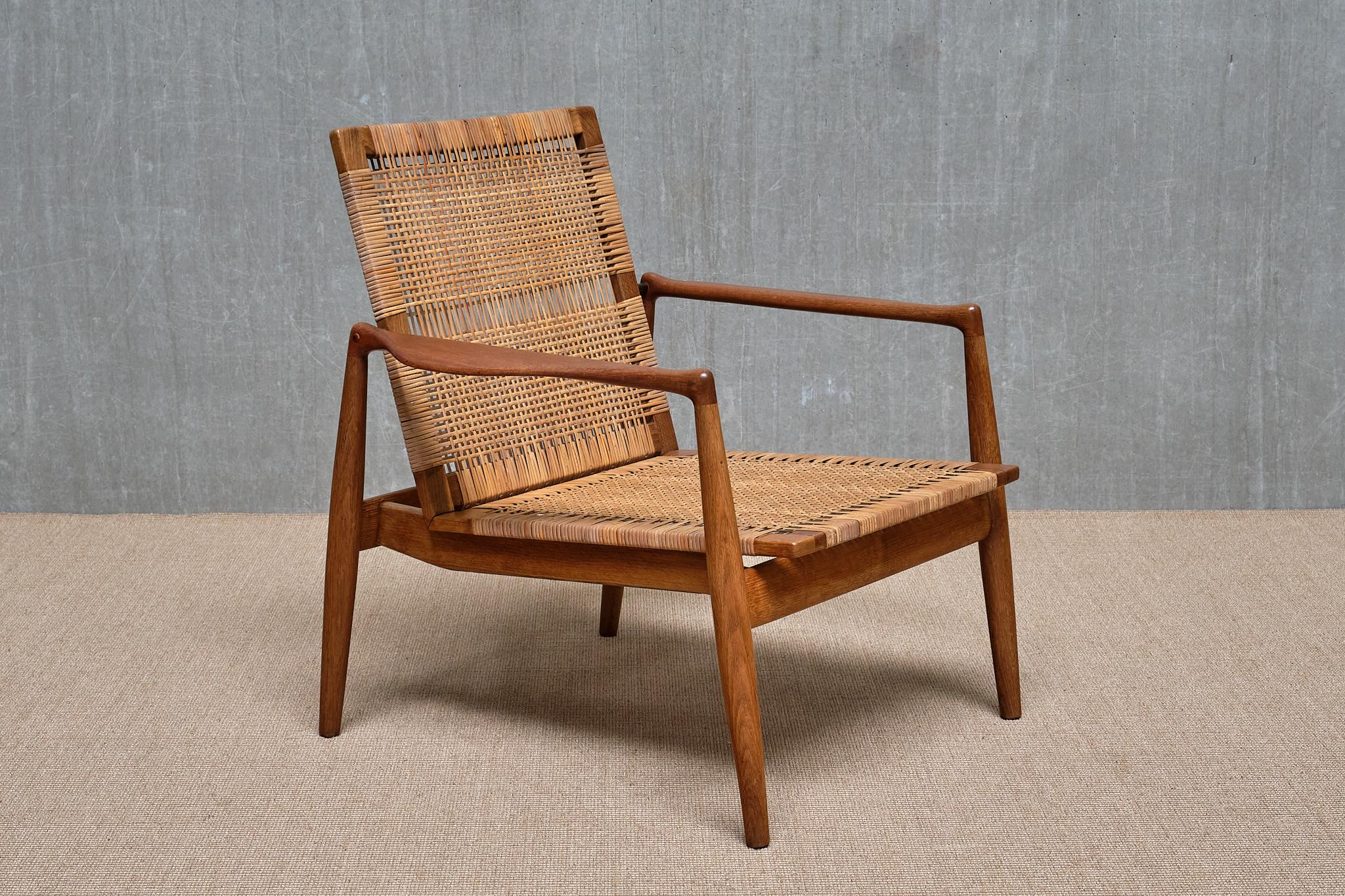 Finn Juhl SW 96 Armchair in Teak, Oak and Cane, Søren Willadsen, Denmark, 1956 For Sale 9