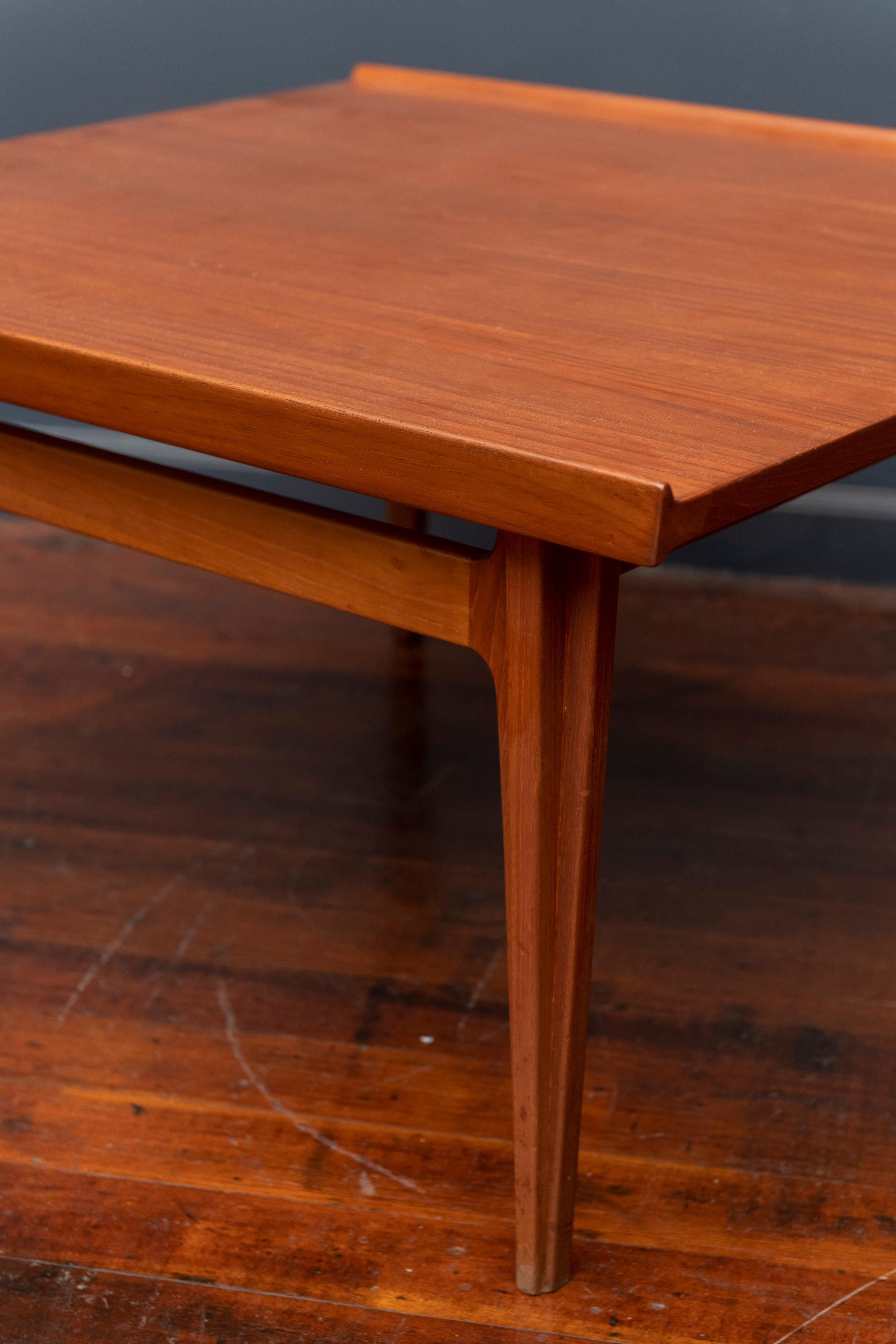 Finn Juhl design teak coffee table for France & Davoricksen, Denmark. Perfectly refinished.