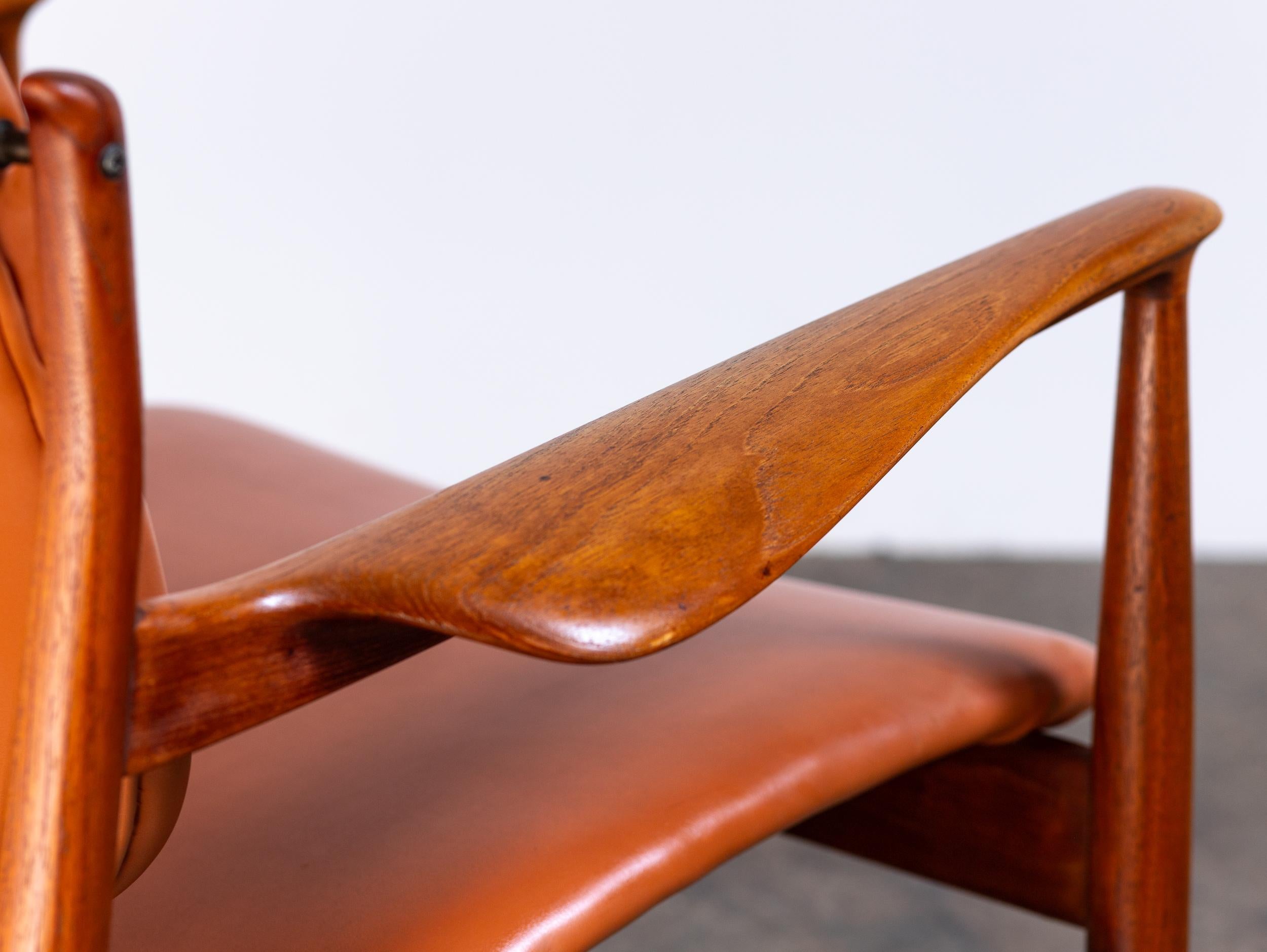 Sillón de teca Finn Juhl FD-136 para COM en venta 5