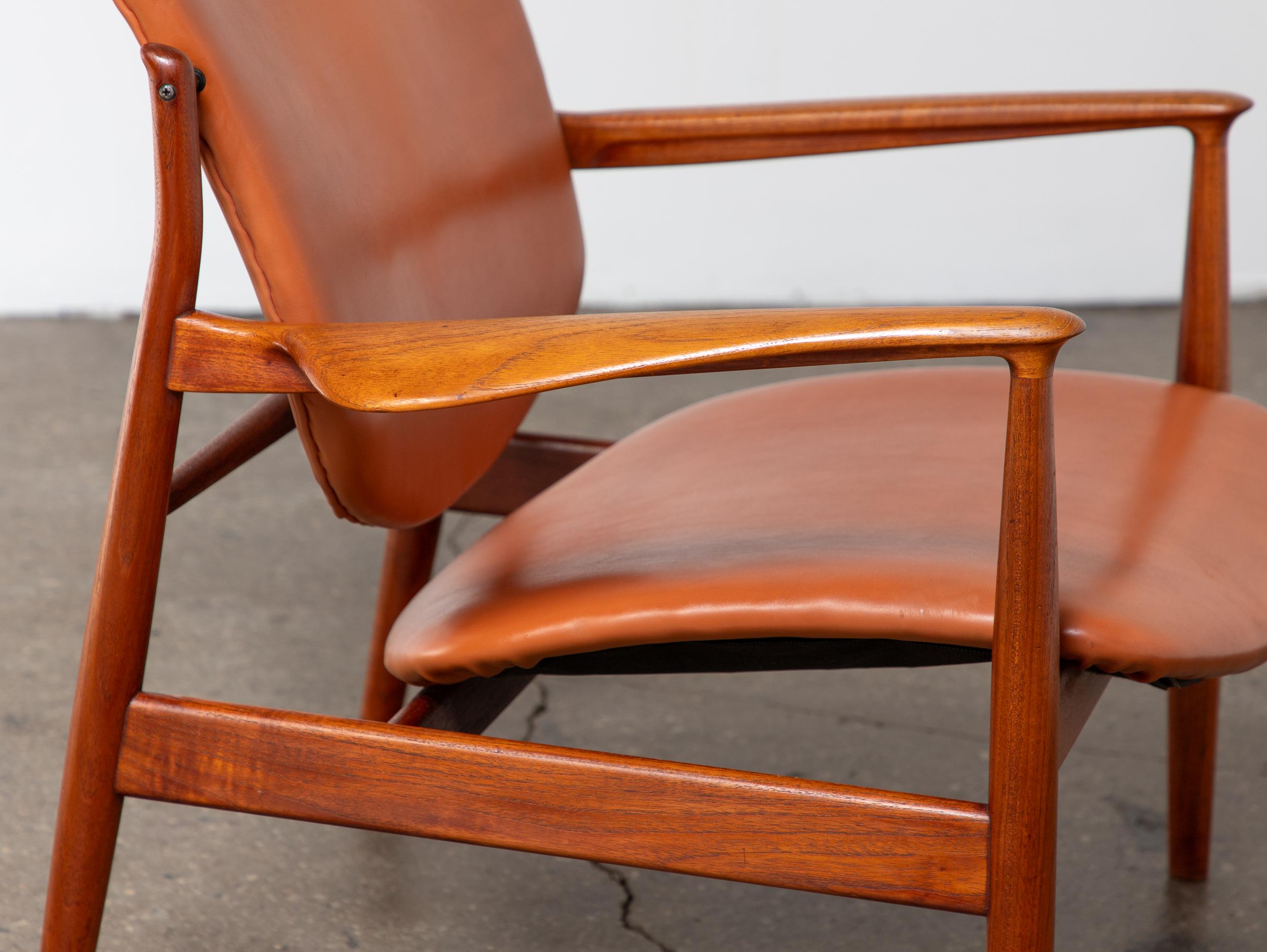 Sillón de teca Finn Juhl FD-136 para COM en Bueno estado para la venta en Brooklyn, NY