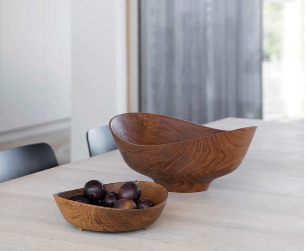 With his sculptural approach to design and his inspiration from art, Finn Juhl created a selection of delicate hand turned wooden bowls in 1951. Originally made by company Kaj Bojesen. 

They represent Finn Juhl’s design aesthetic in its purest