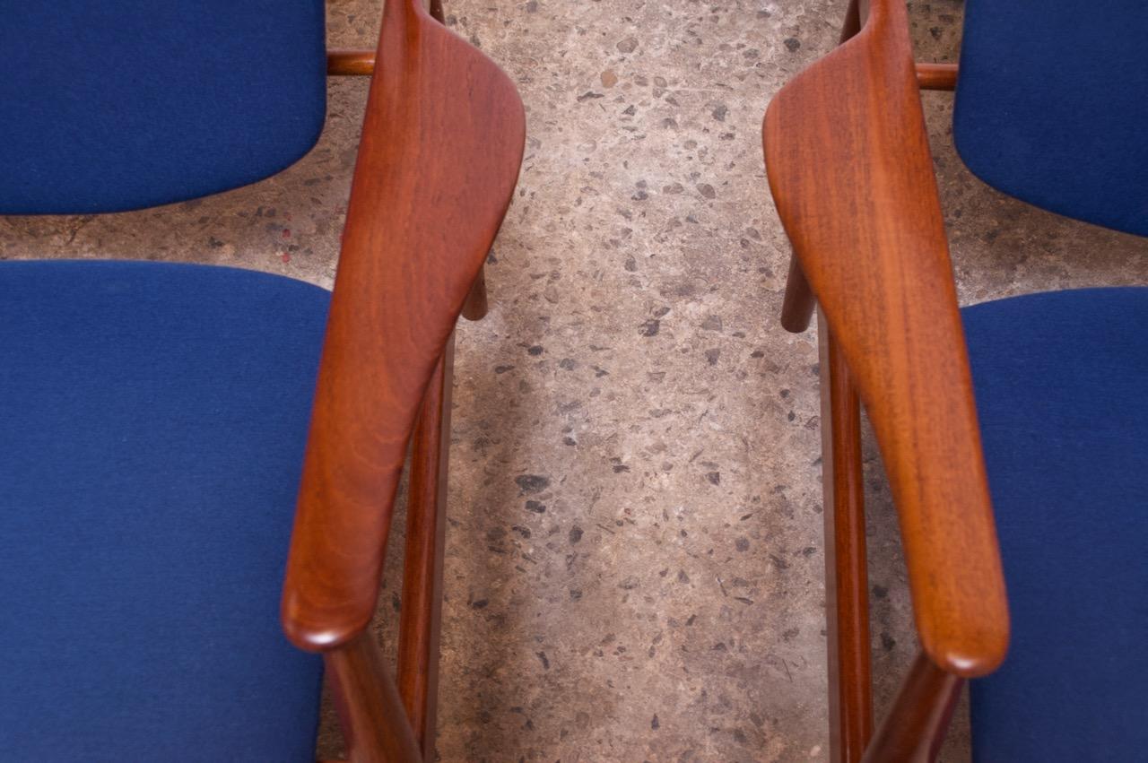 Finn Juhl Teak Lounge Chairs Model FD-136 for France and Daverkosen For Sale 8