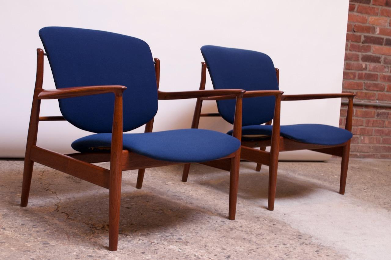 Danish Finn Juhl Teak Lounge Chairs Model FD-136 for France and Daverkosen For Sale