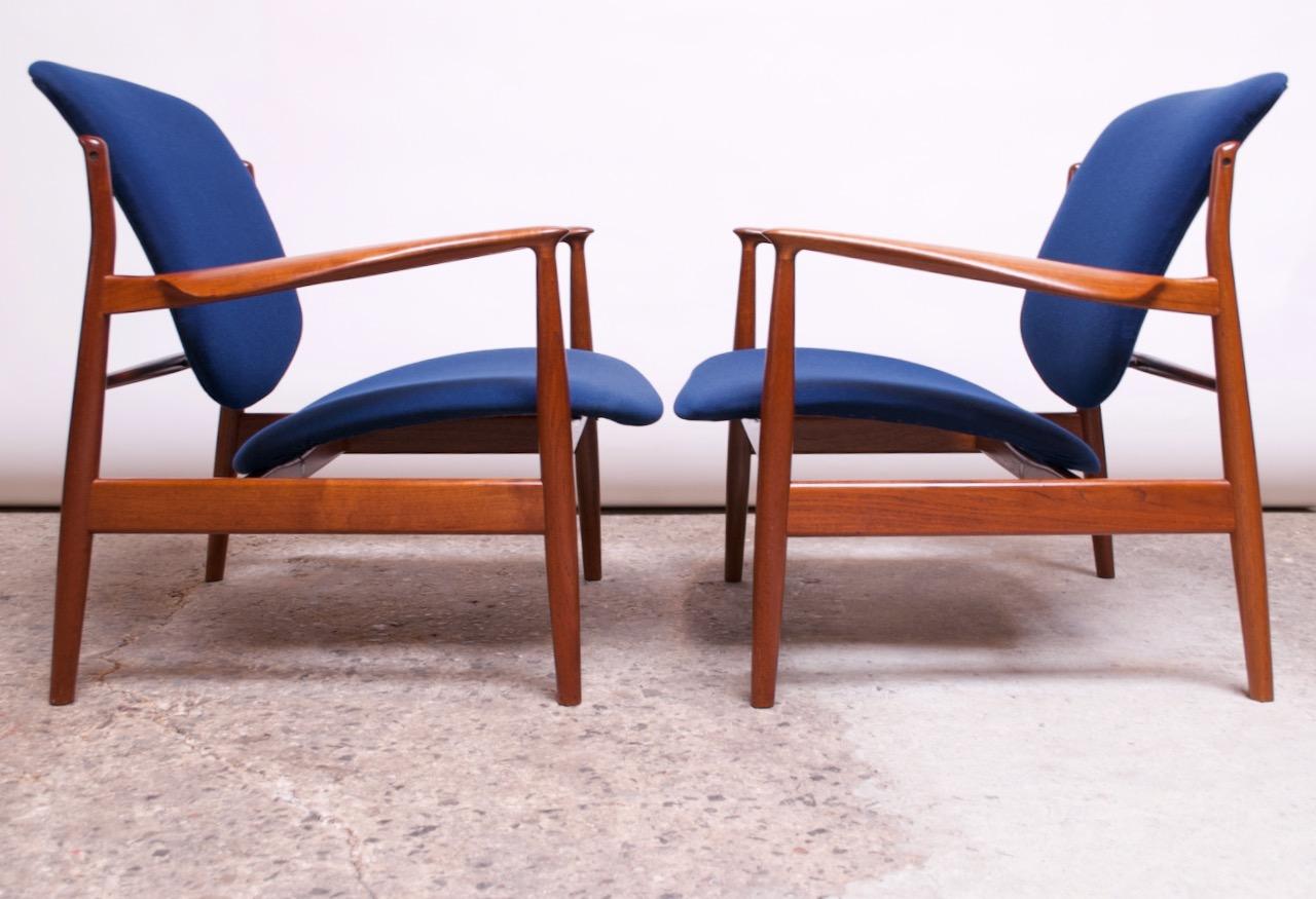 Mid-20th Century Finn Juhl Teak Lounge Chairs Model FD-136 for France and Daverkosen For Sale