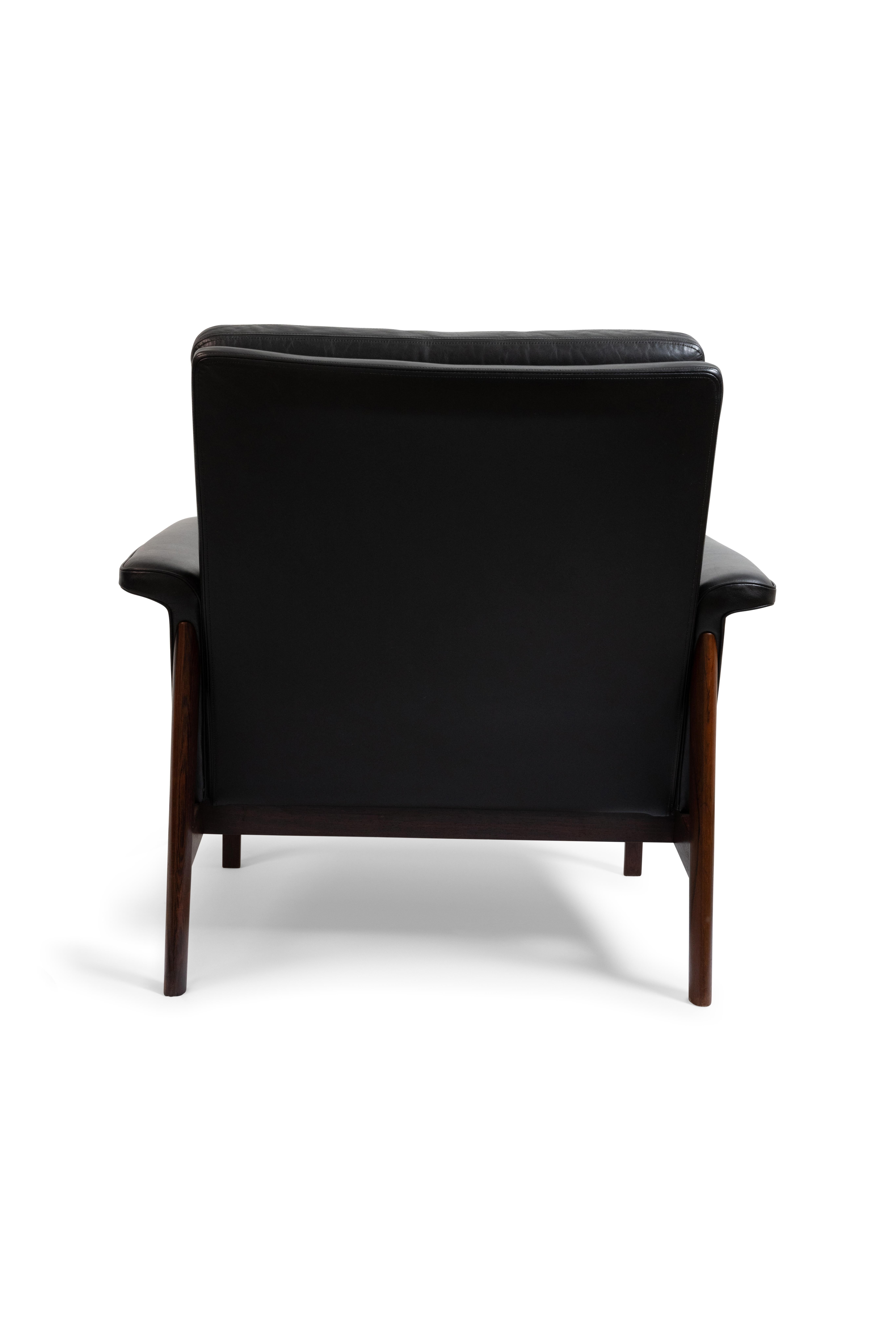 Scandinavian Modern Finn Juhl Three Seat Sofa with Original Black Leather, Model 218/3, Denmark For Sale