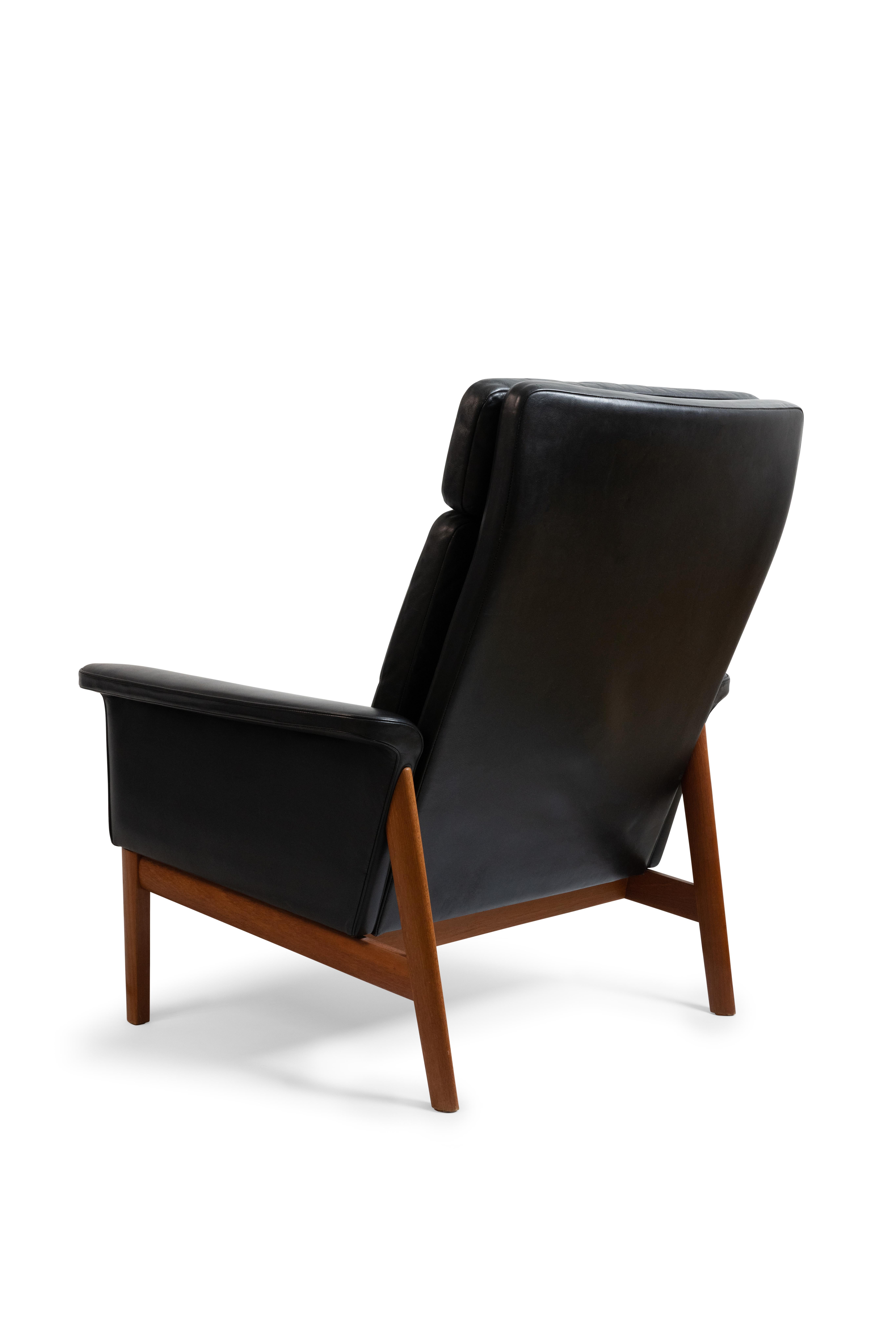 Scandinavian Modern Finn Juhl Three Seat Sofa with Original Black Leather, Model 218/3, Denmark For Sale