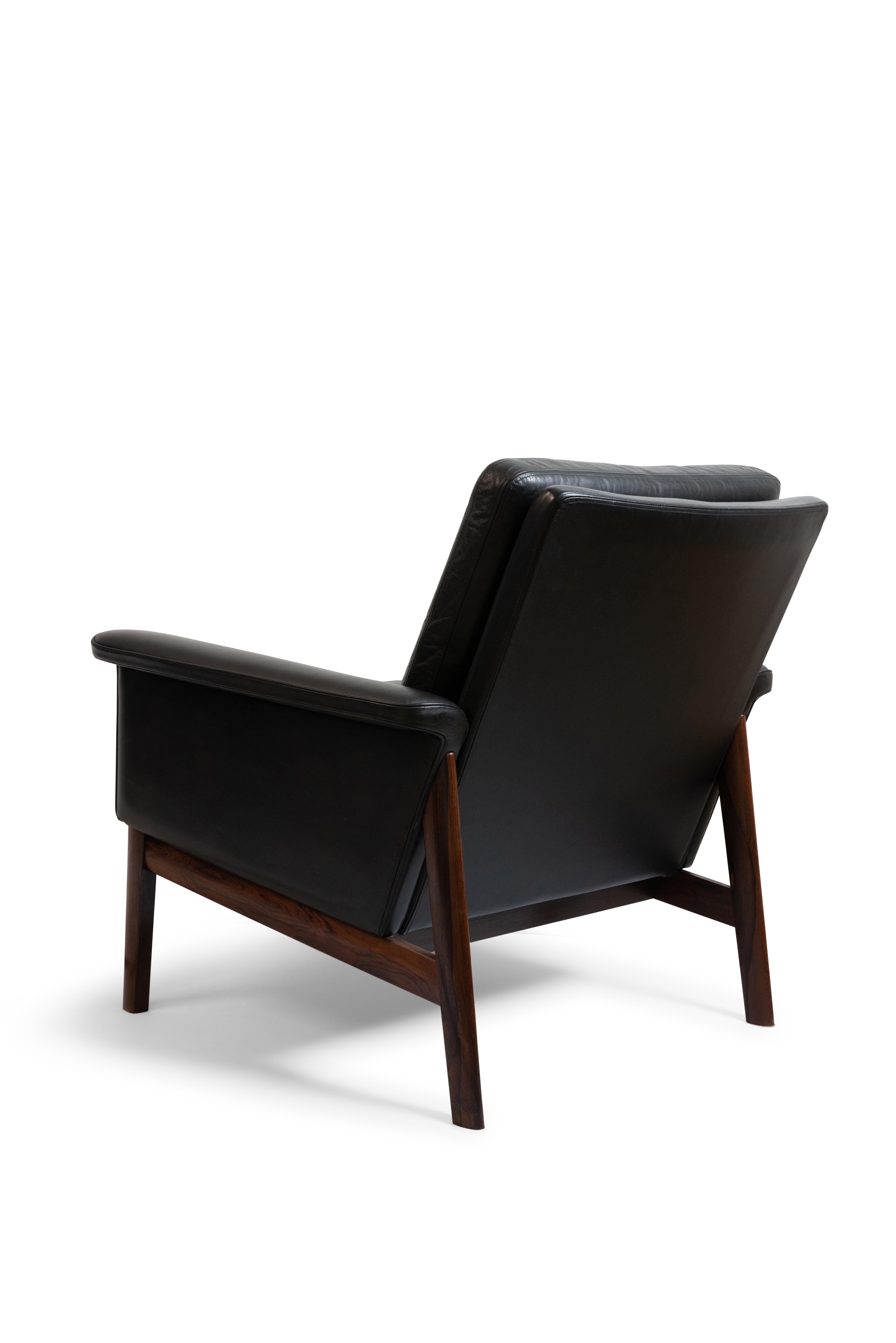 Mid-20th Century Finn Juhl Three Seat Sofa with Original Black Leather, Model 218/3, Denmark For Sale
